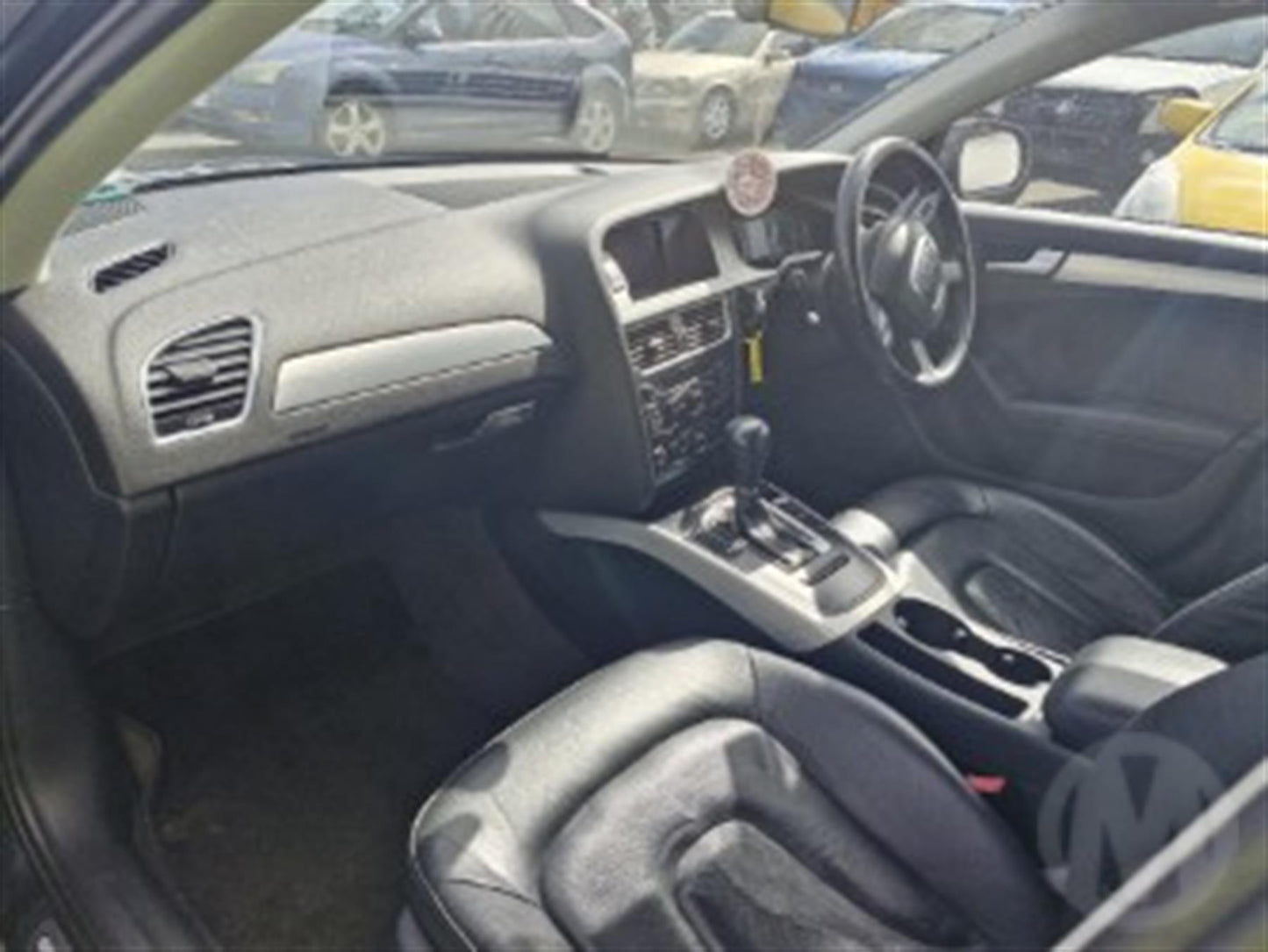 Audi
A4