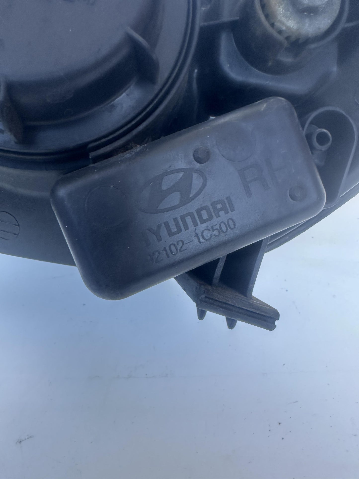 2006 Right Headlight
