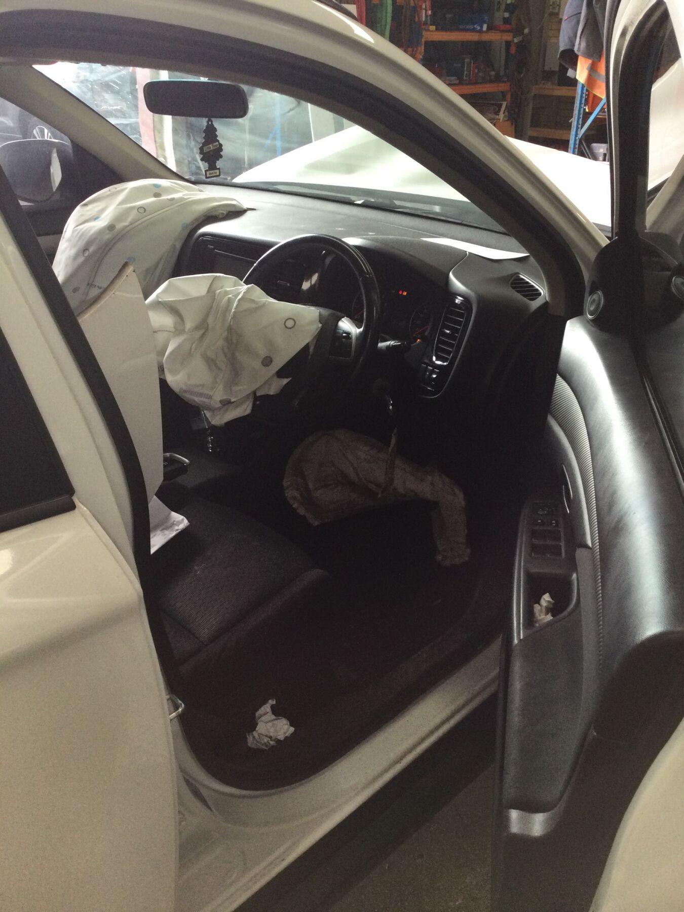 Mitsubishi
Outlander