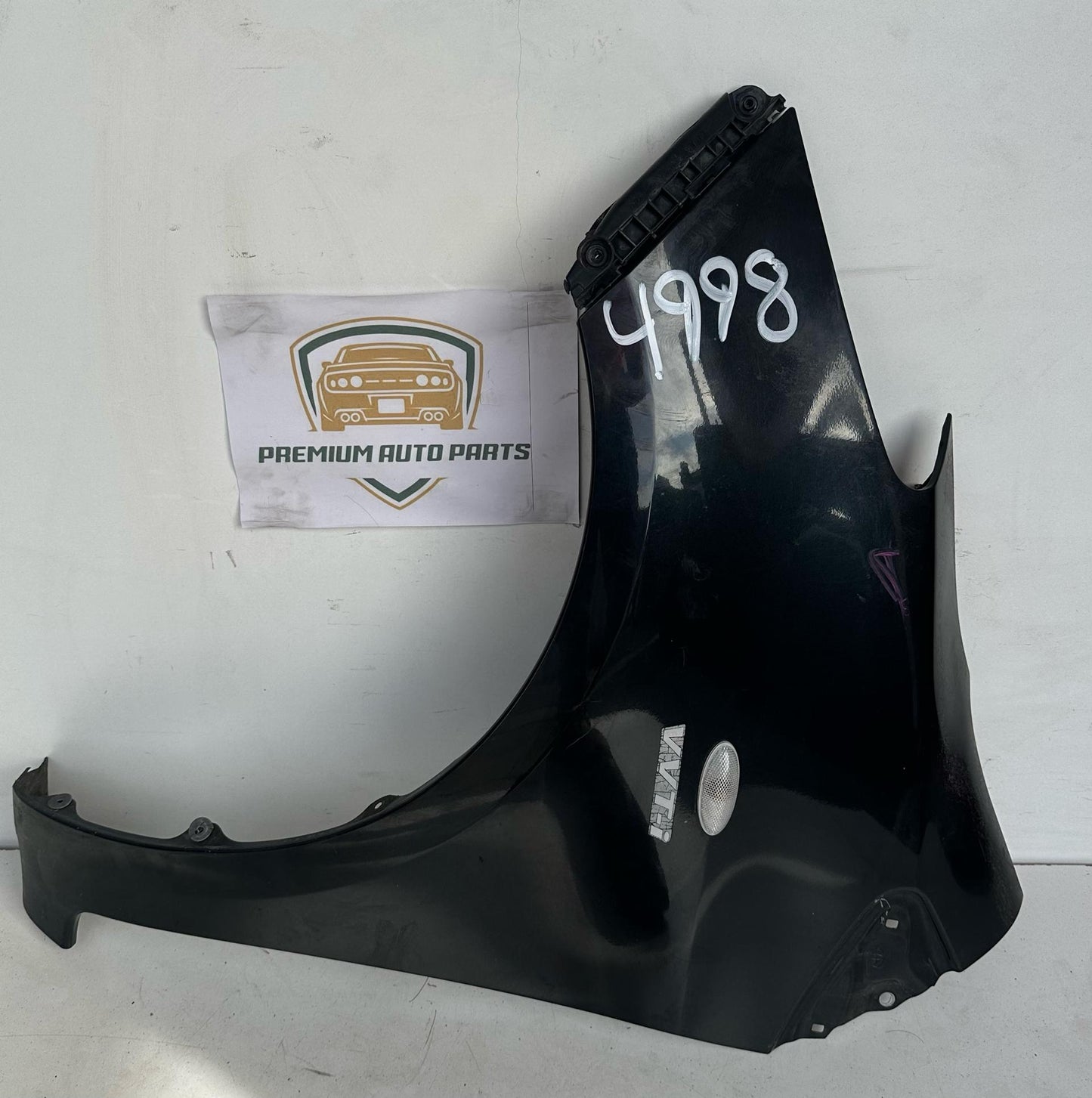 2007 Toyota Yaris Left Front Guard