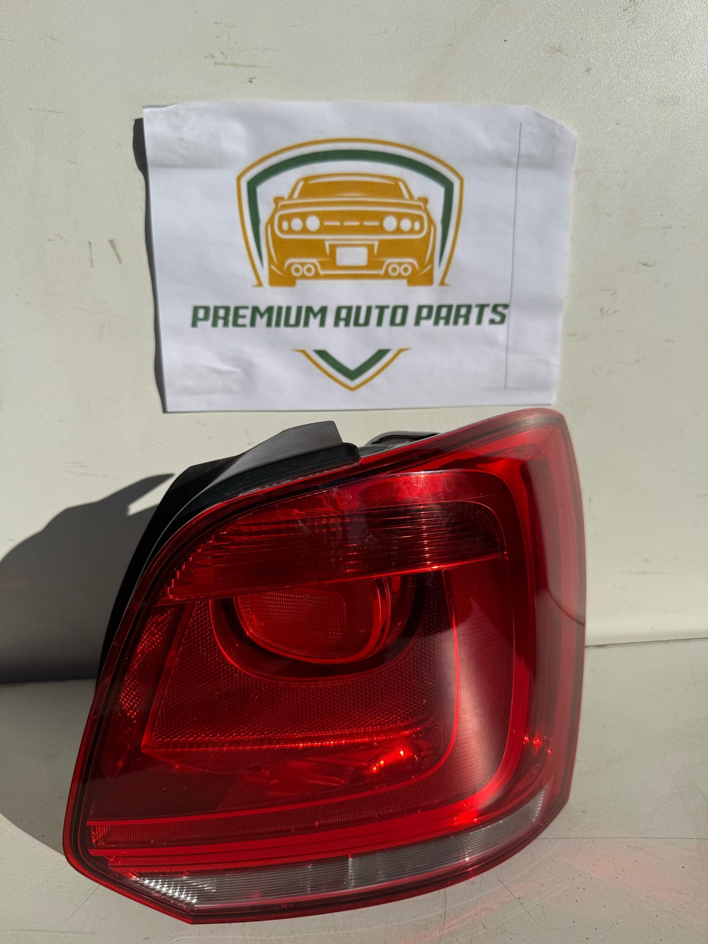 2012 Volkswagen Polo Right Taillight