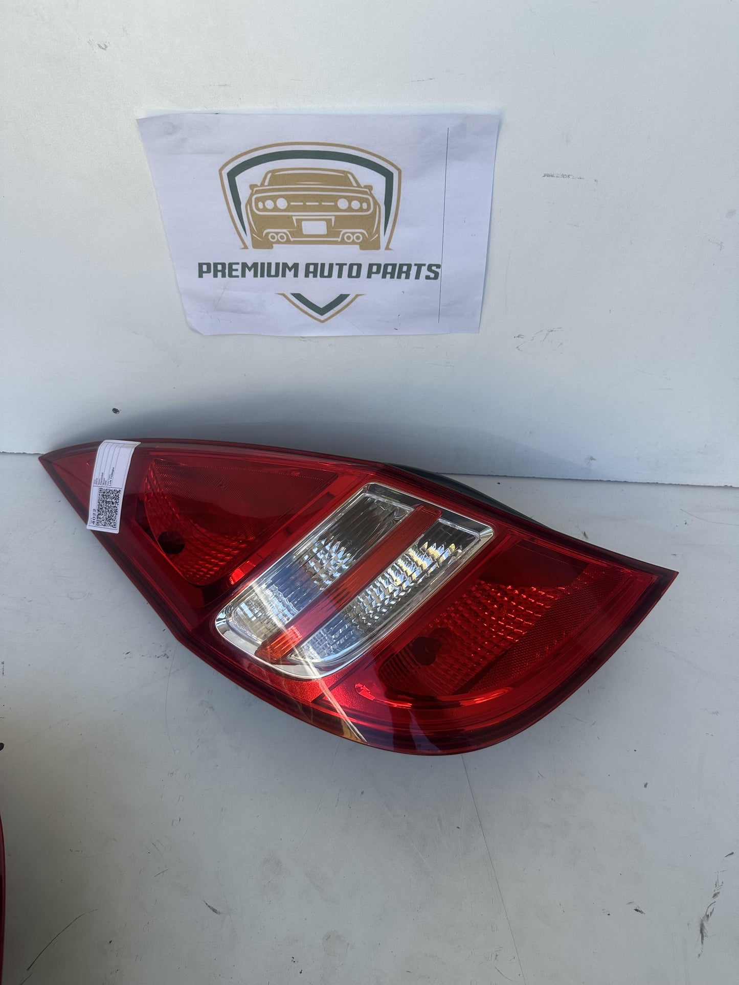 2011 GL(Middle-low grade) Left Taillight