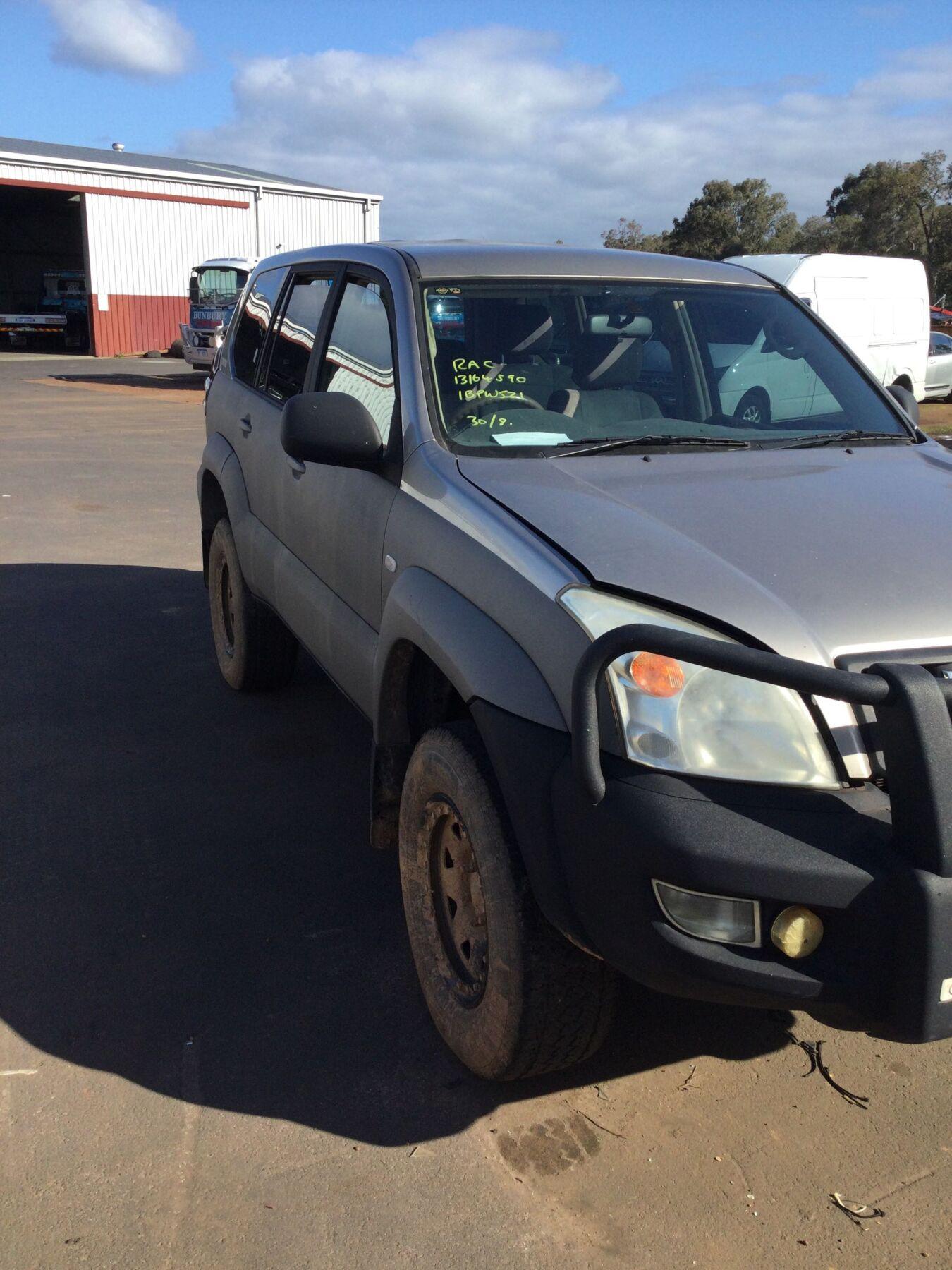 2004 Toyota Land Cruiser Prado Station Wagon
Toyota
Land Cruiser