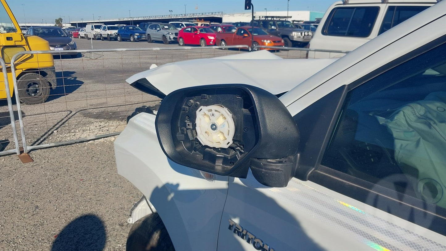 Mitsubishi
Triton