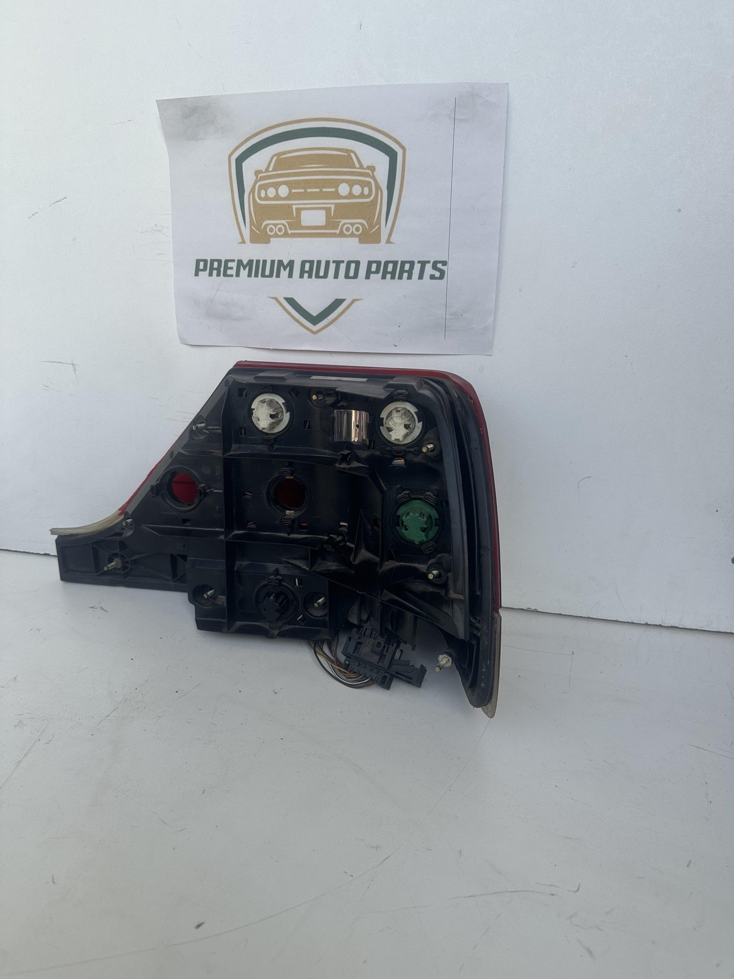 1996 Left Taillight