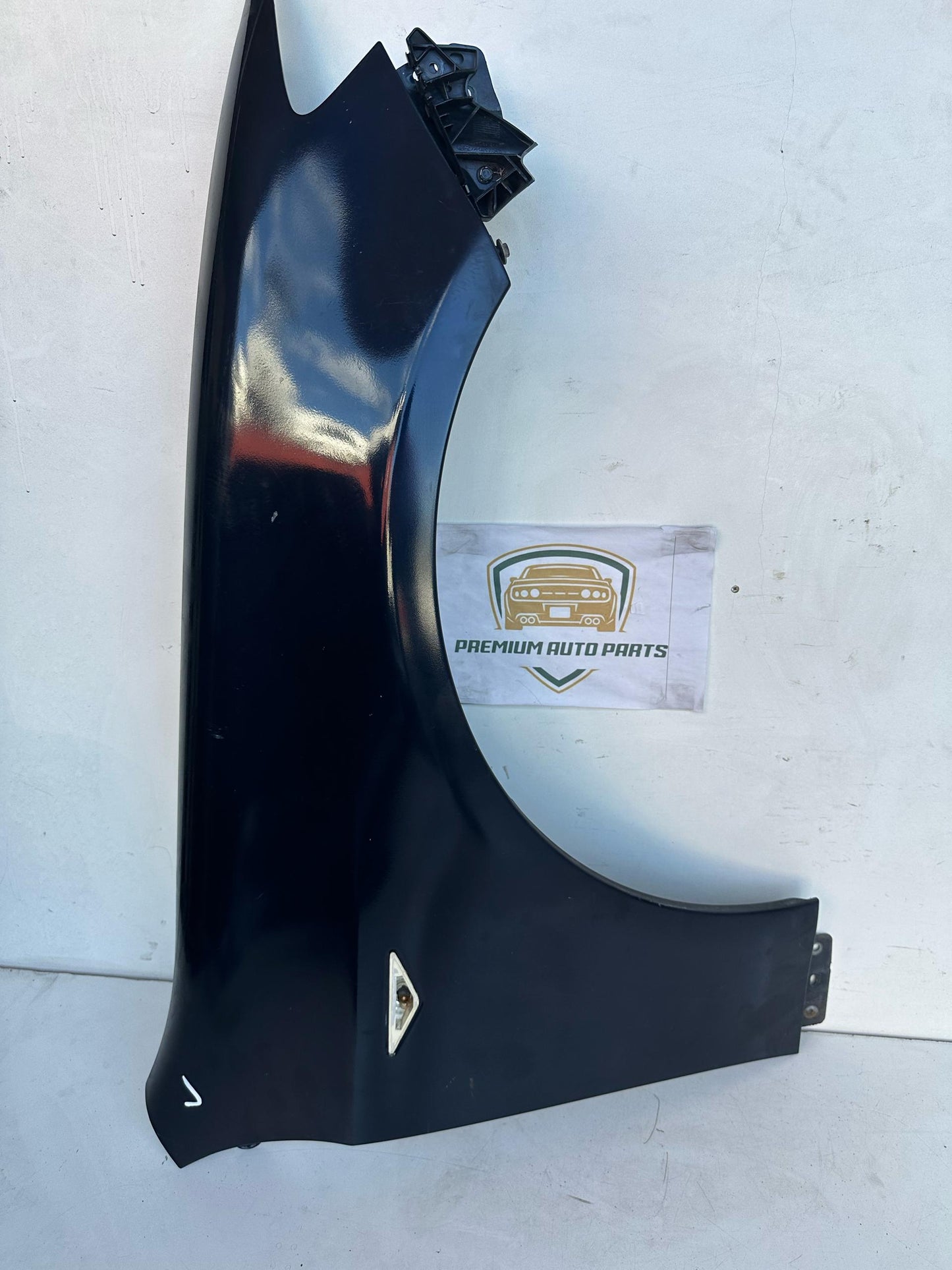 2011 Ford Falcon Right Front Guard