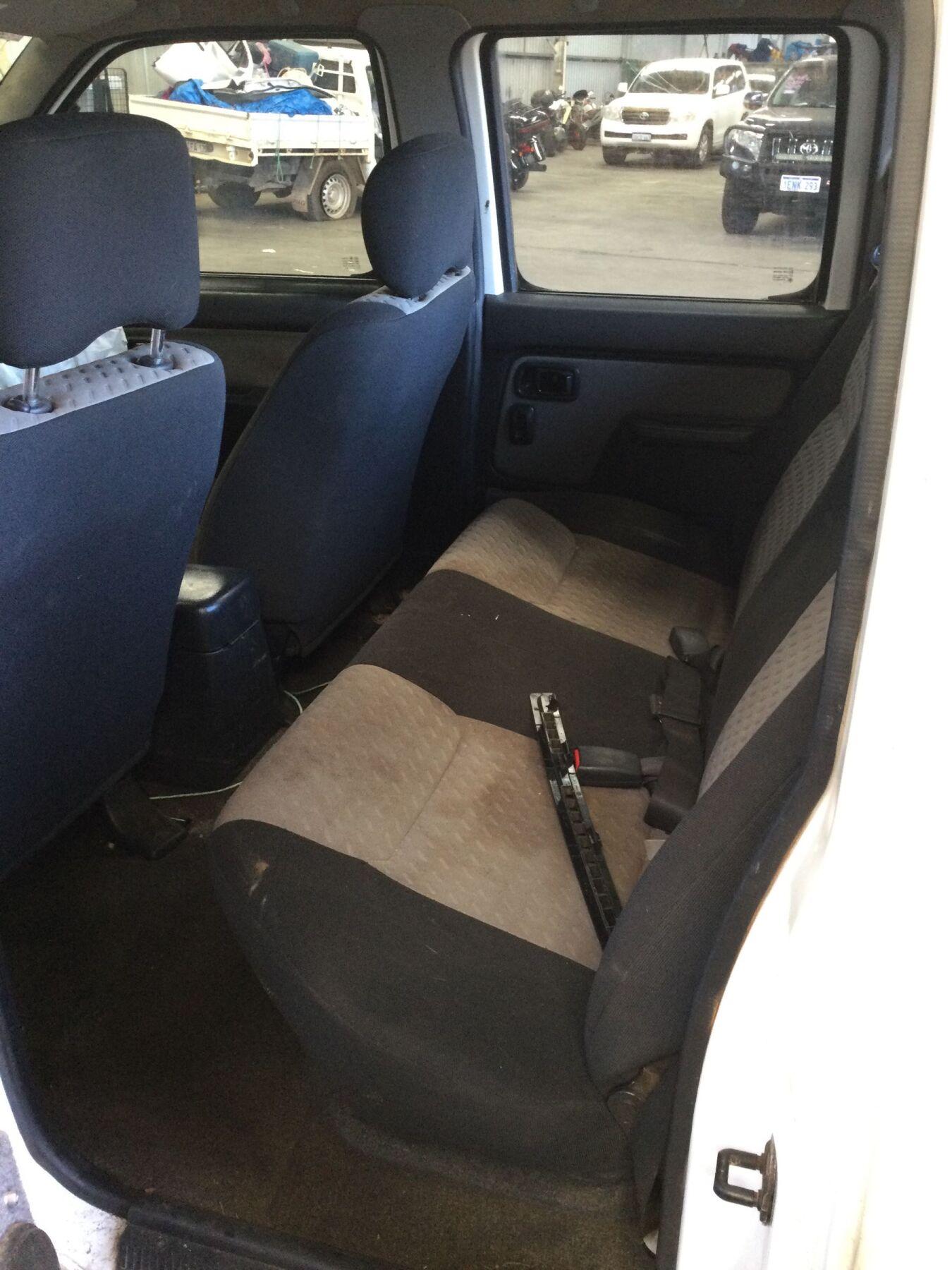 2011 Nissan Navara Double Cab Utility
Nissan
Navara