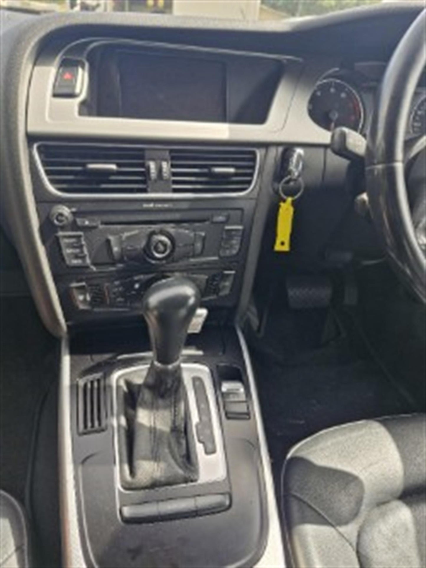 Audi
A4