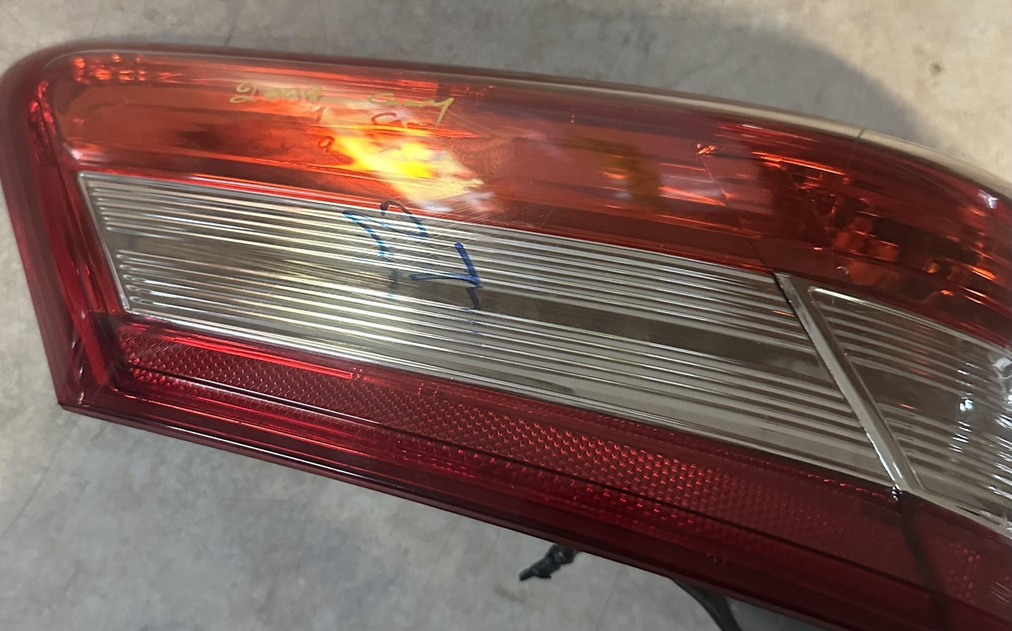 2009 XV40 Left Taillight