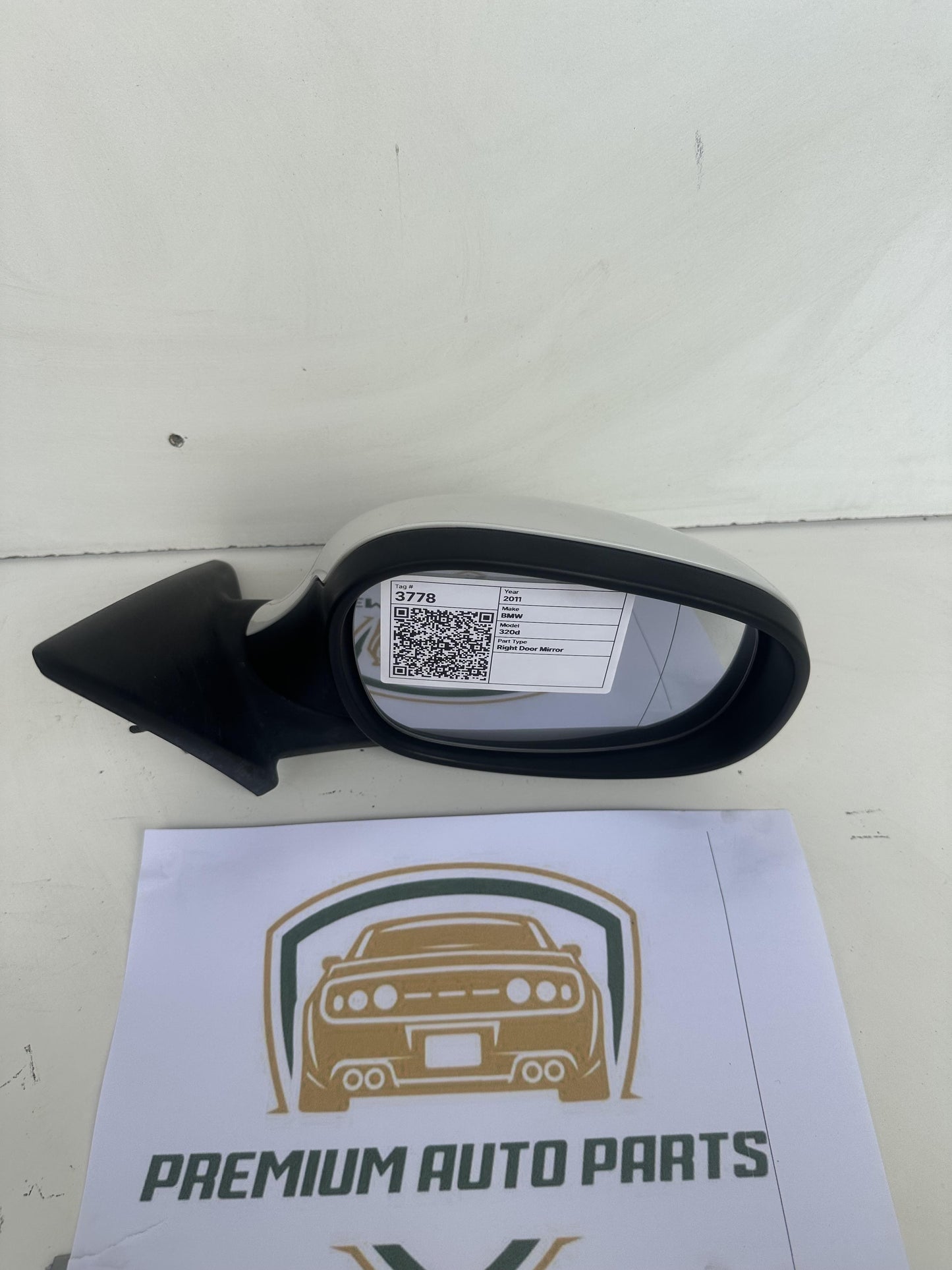 2011 E90 Right Door Mirror