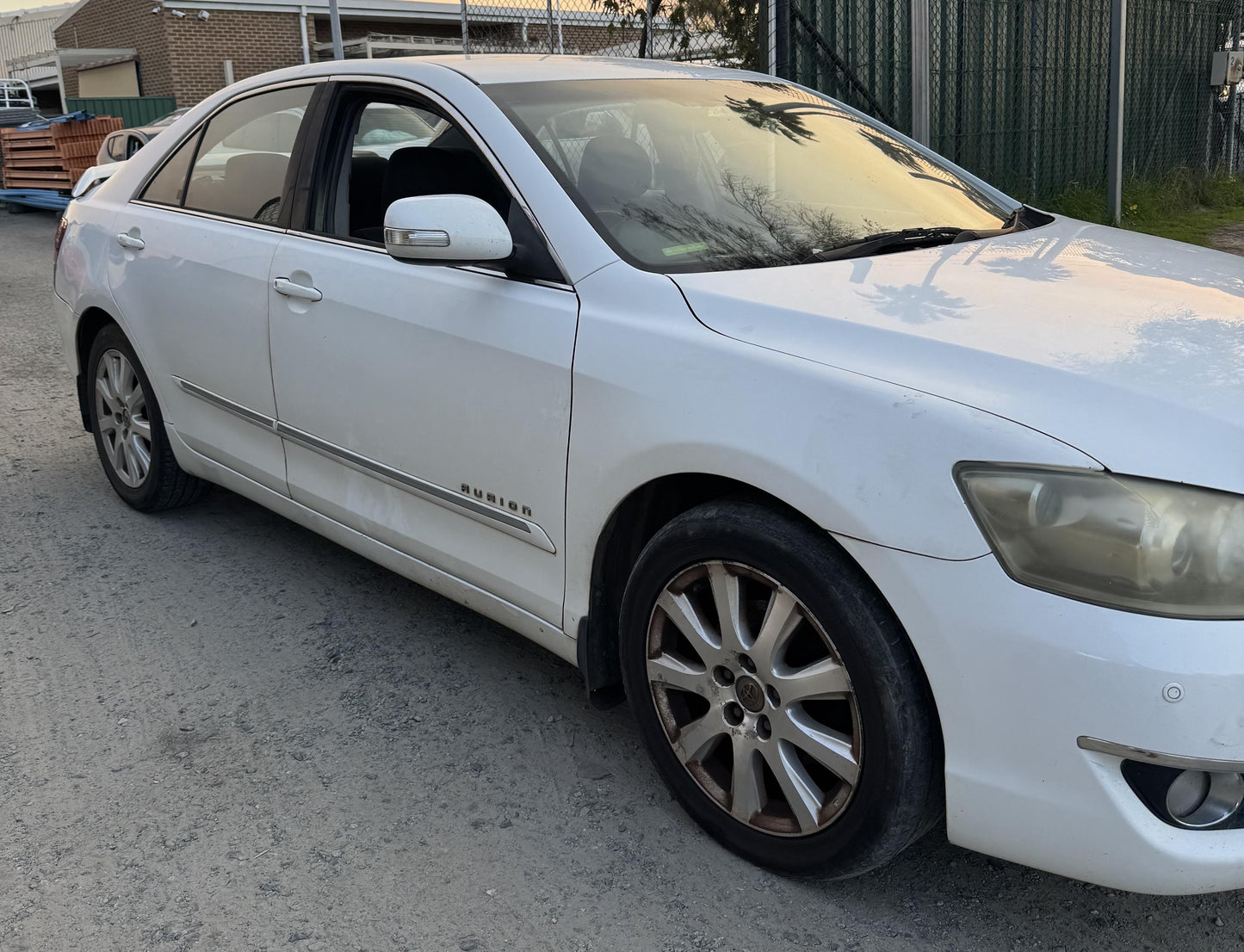 Toyota
Aurion