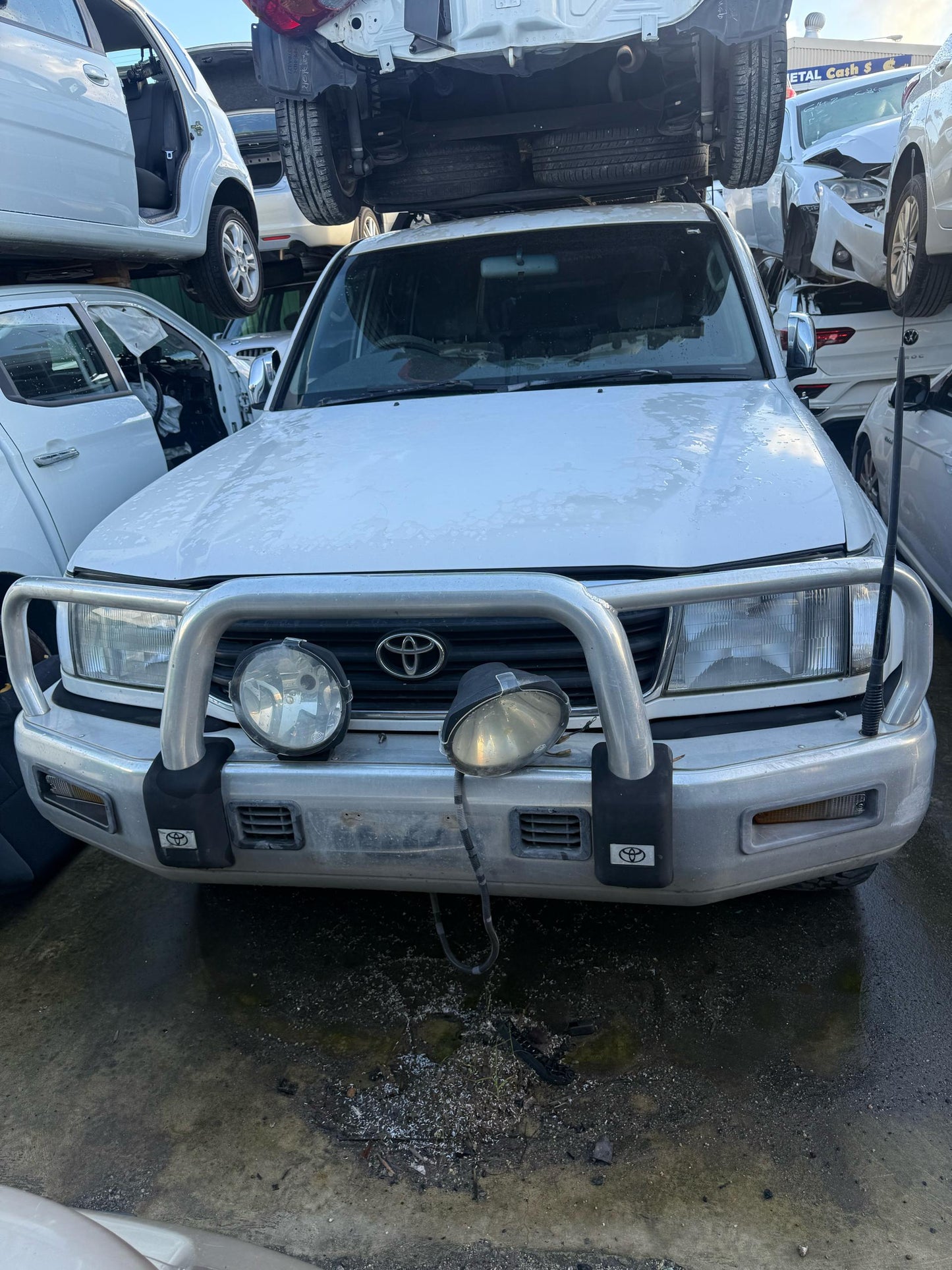 Toyota
Land Cruiser
