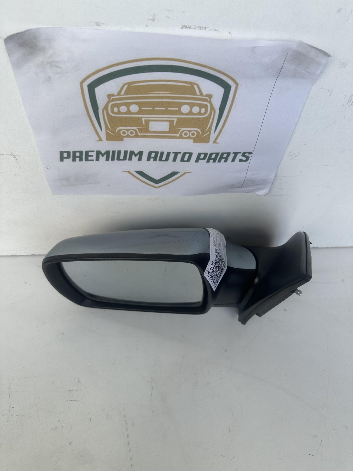 2014 VQ Left Door Mirror