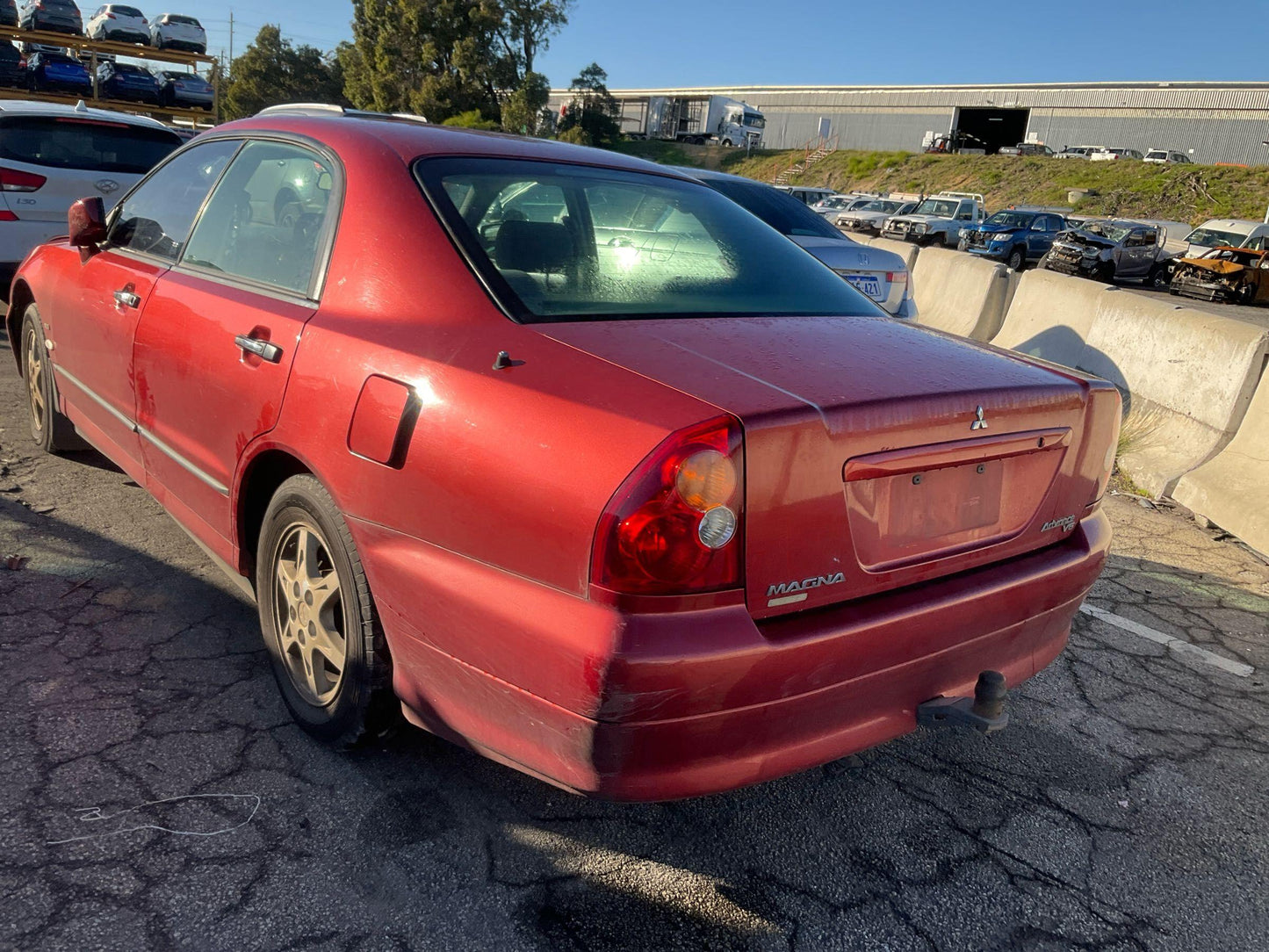 Mitsubishi
Magna