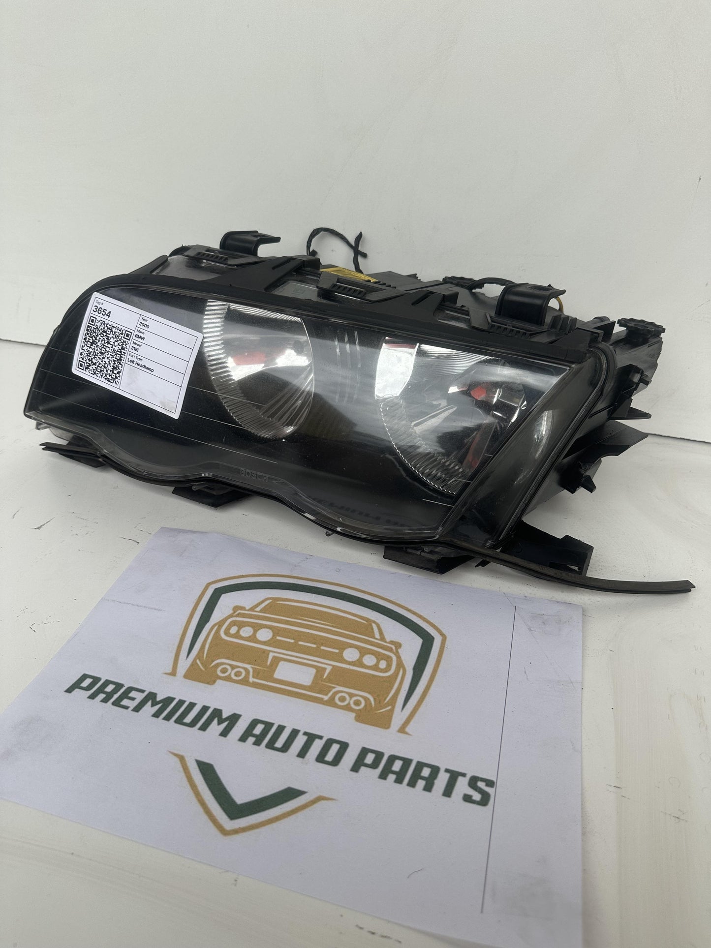 2000 E46 Left Headlight
