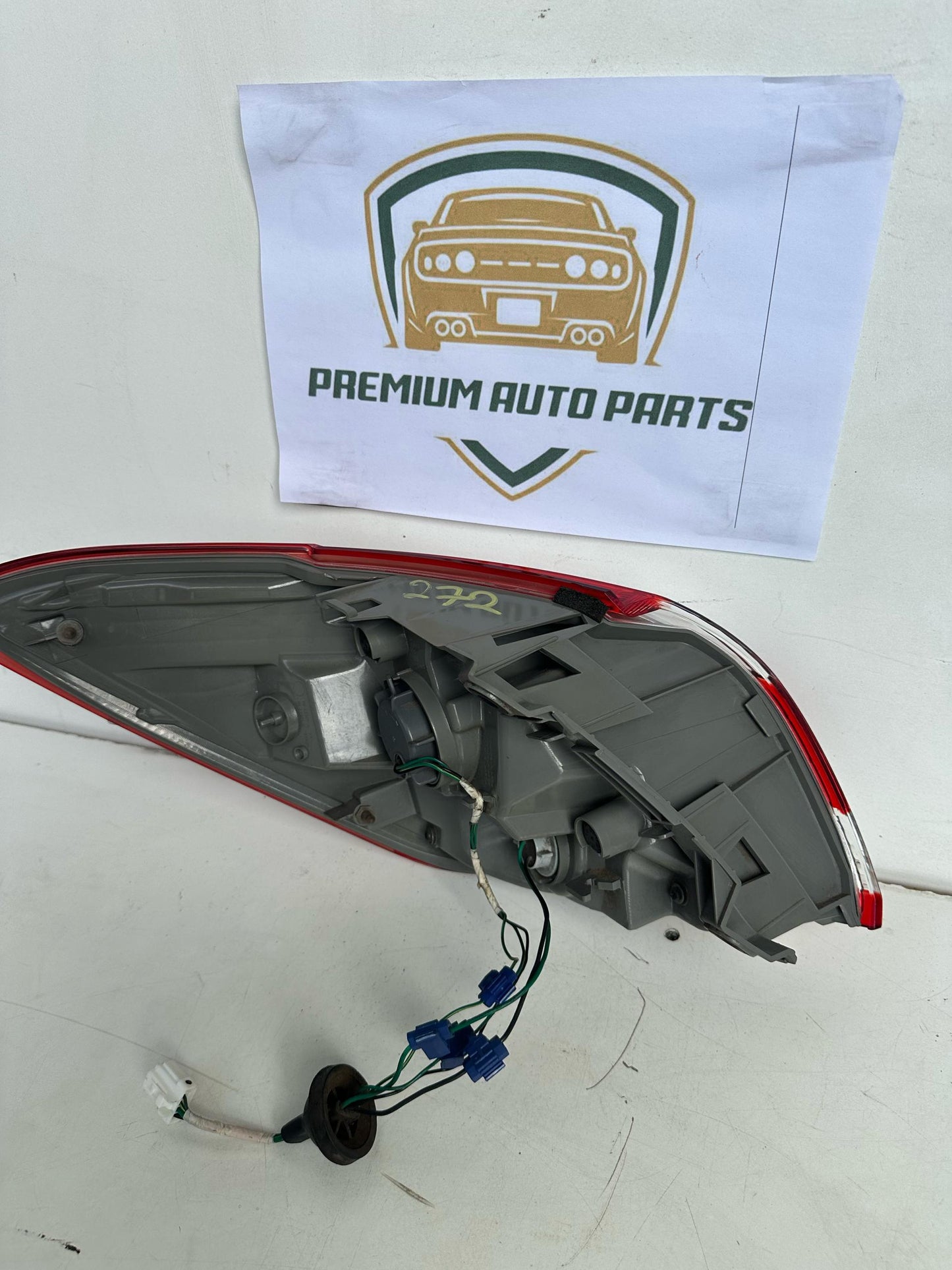 2012 Nissan MuranoII Z51 Right Taillight