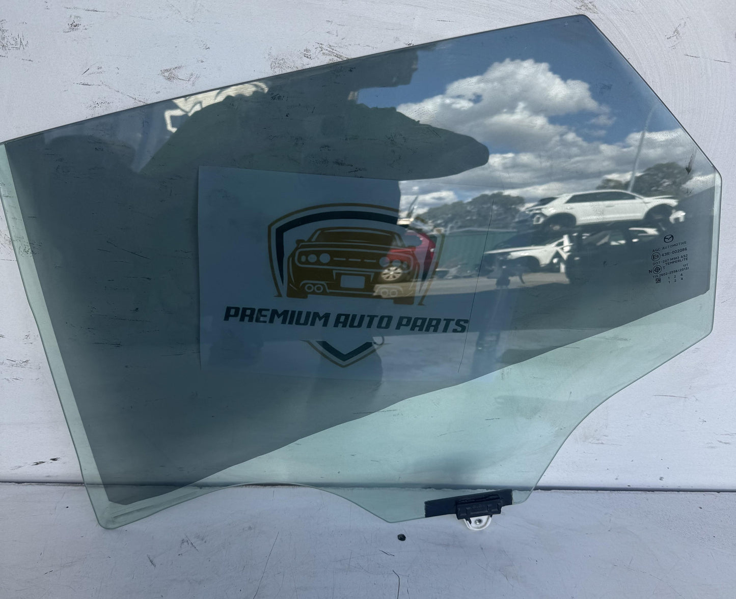 2017 DK Left Rear Door Glass