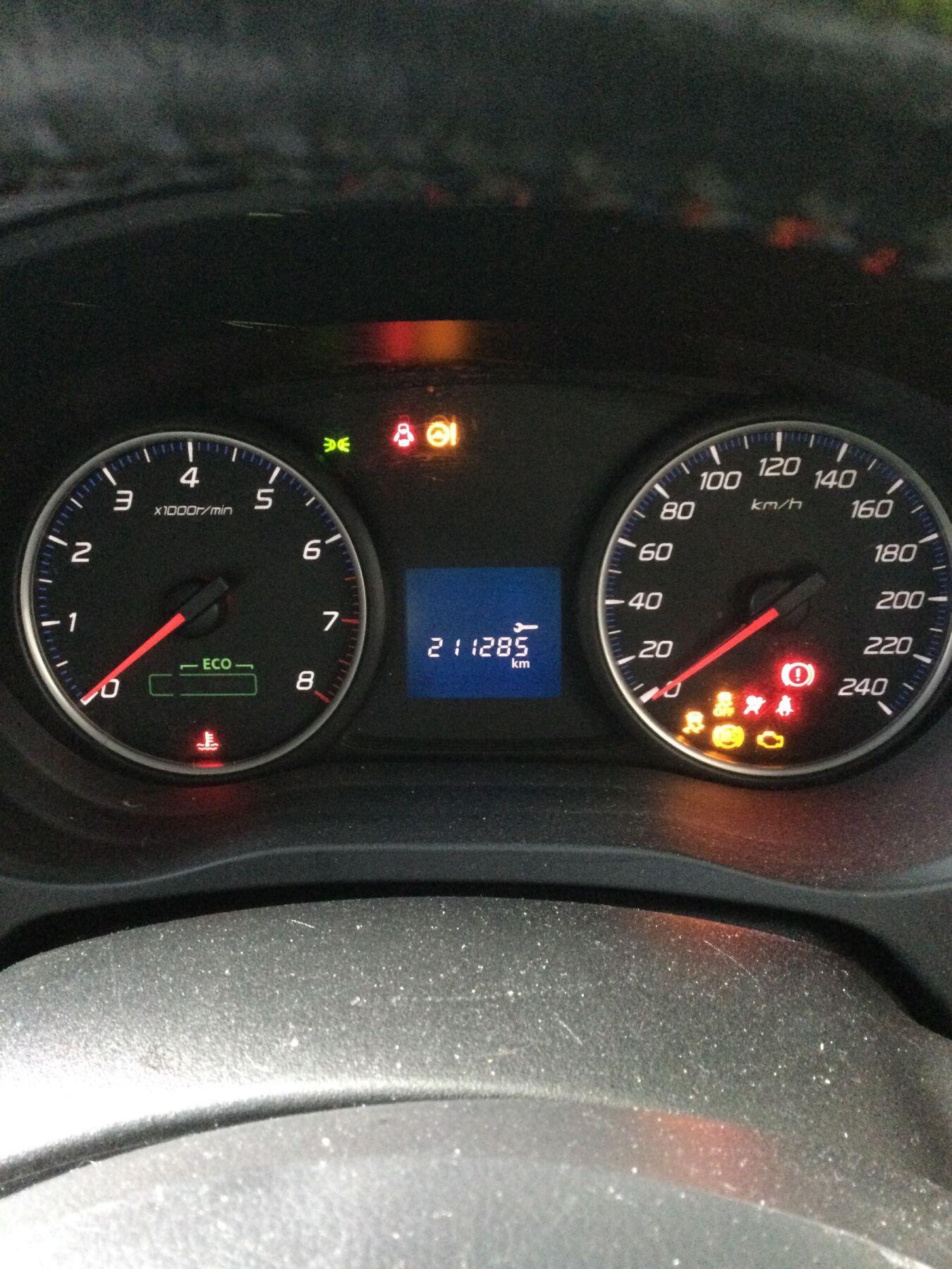 Mitsubishi
Outlander