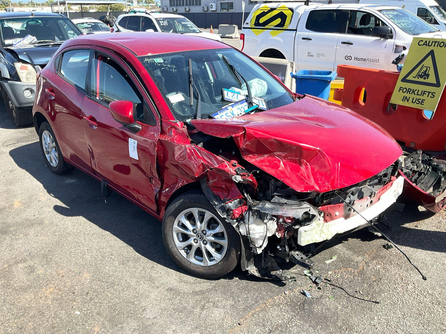 2015 Mazda Mazda2 DJ2HAA DJ2HAAHatchback
Mazda
Mazda2