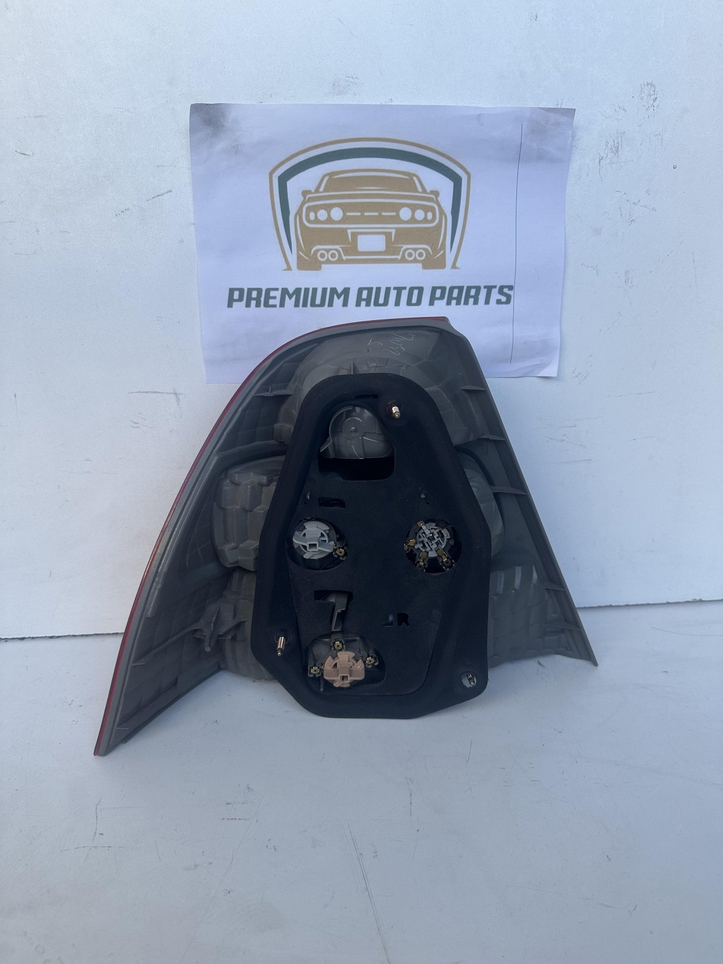 2003 E120 Right Taillight