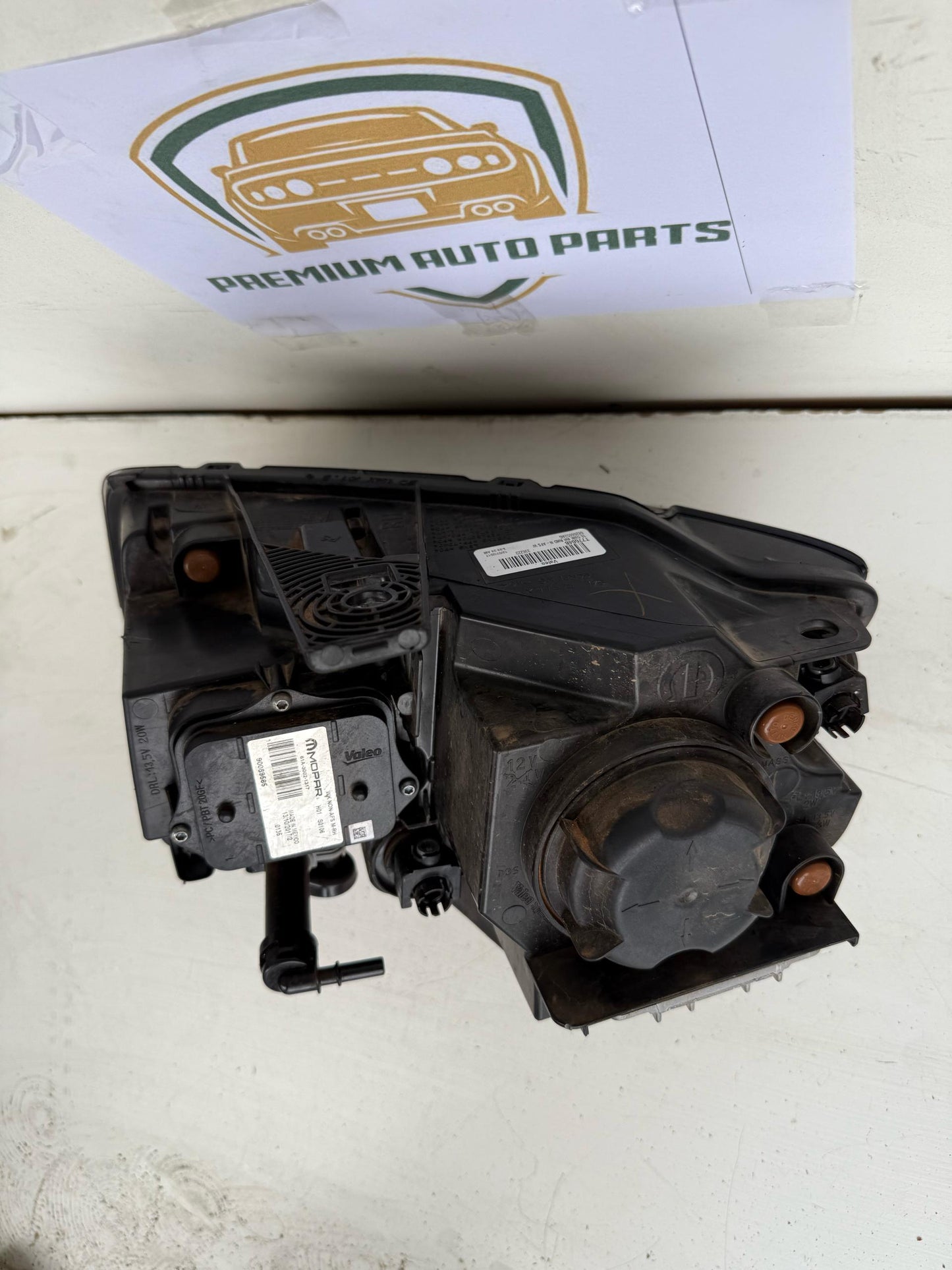 2018 Jeep Grand Cherokee Right Headlight