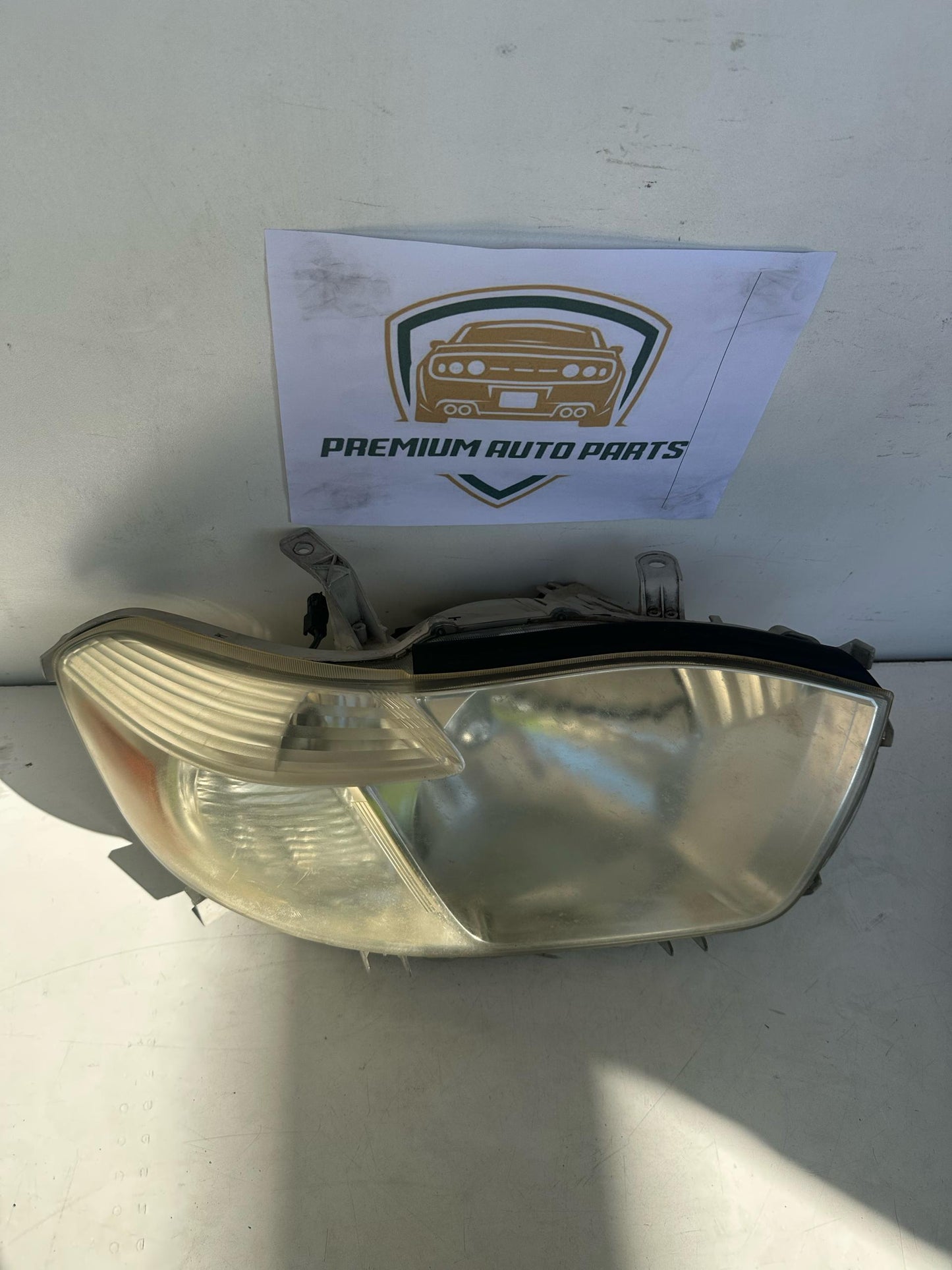 2008 Toyota Kluger Right Headlight