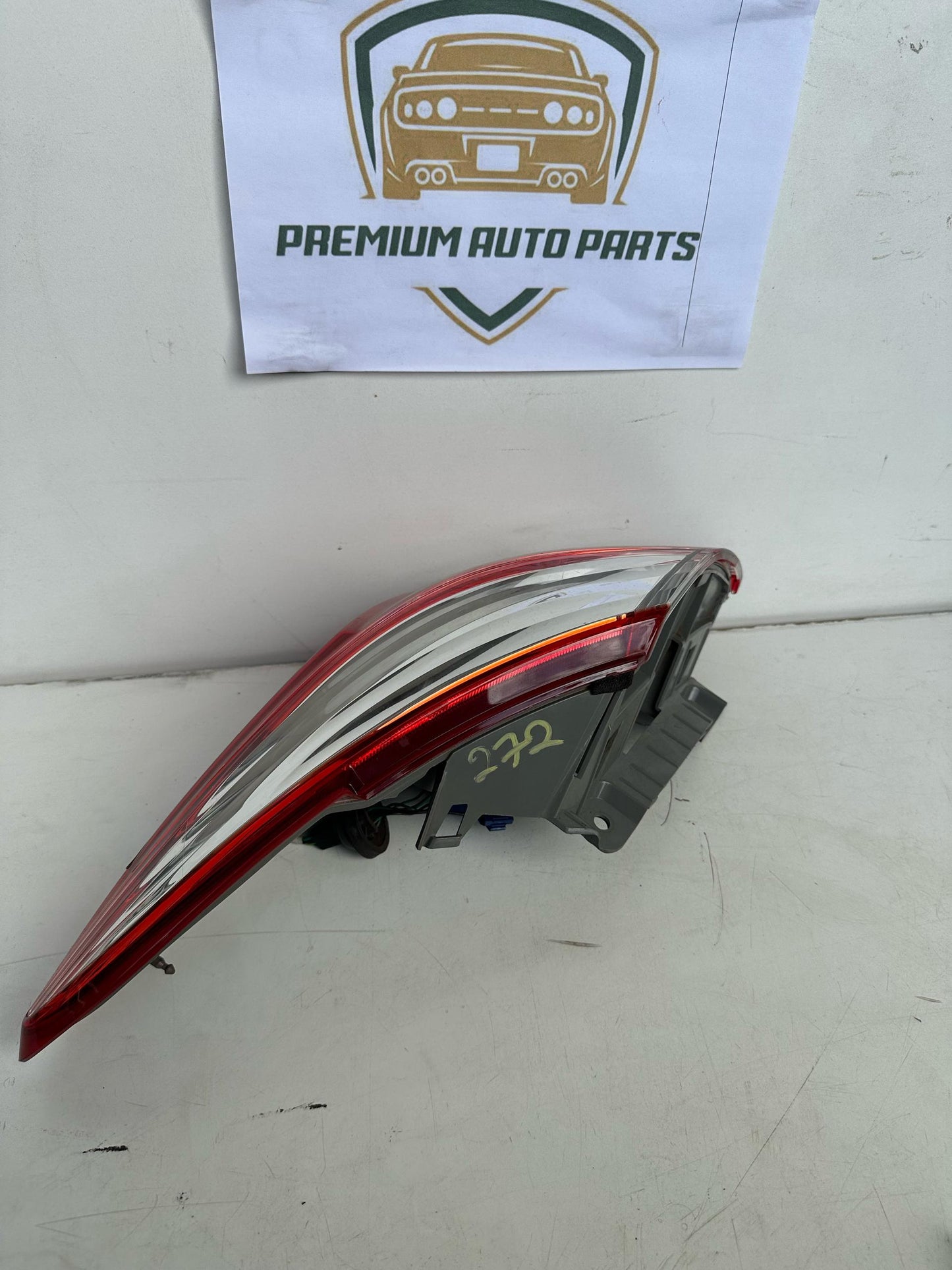 2012 Nissan MuranoII Z51 Right Taillight