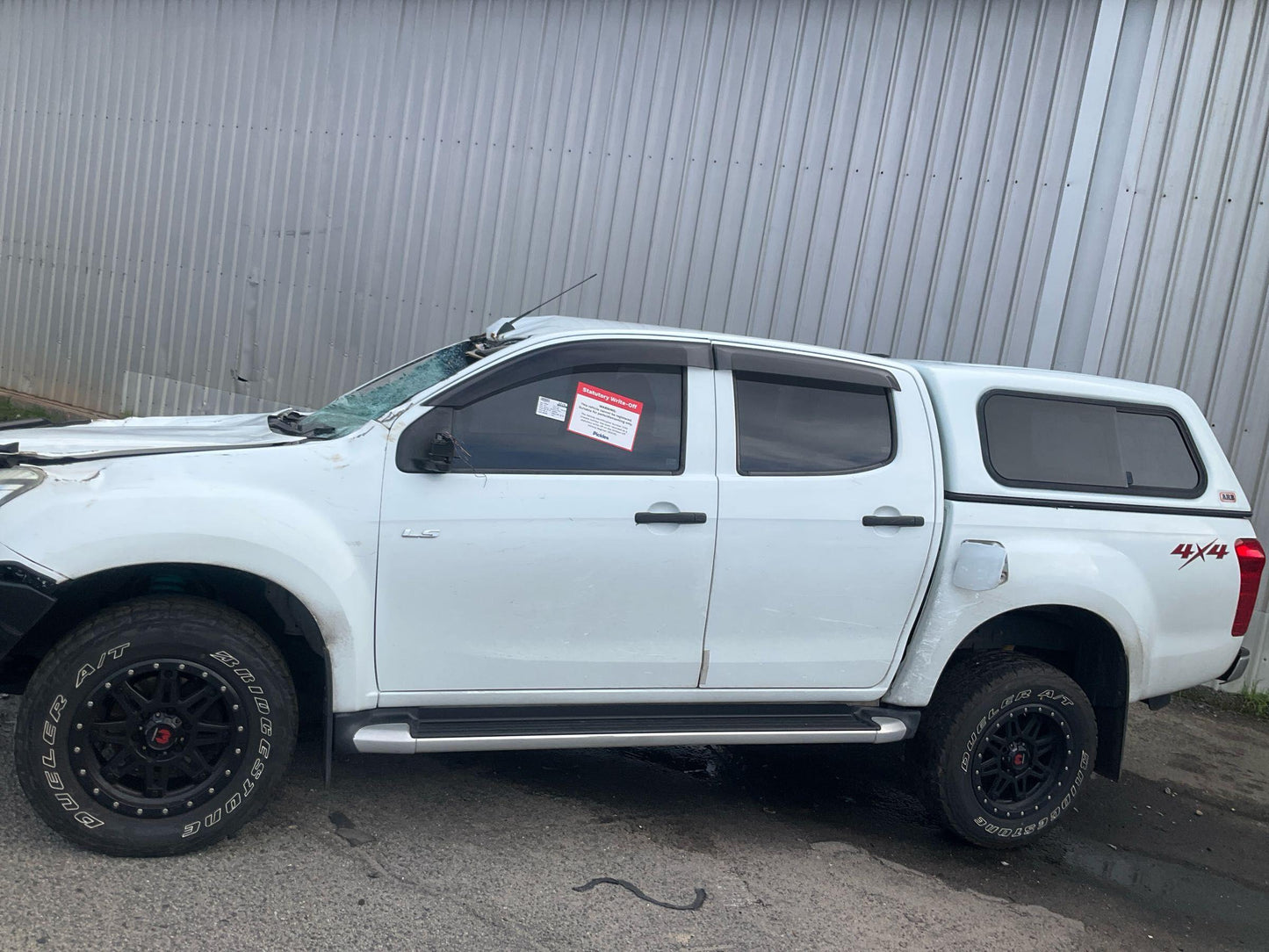 Isuzu
D-Max