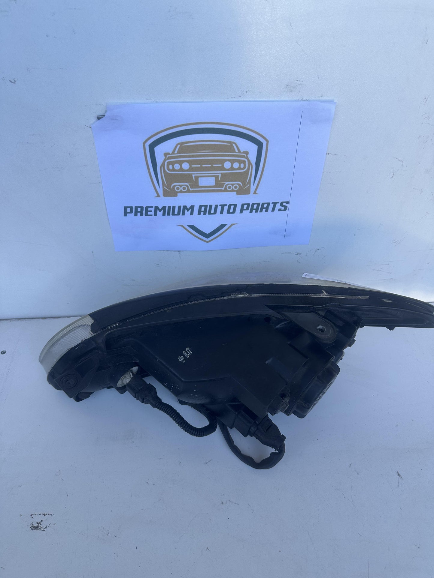 2006 Right Headlight