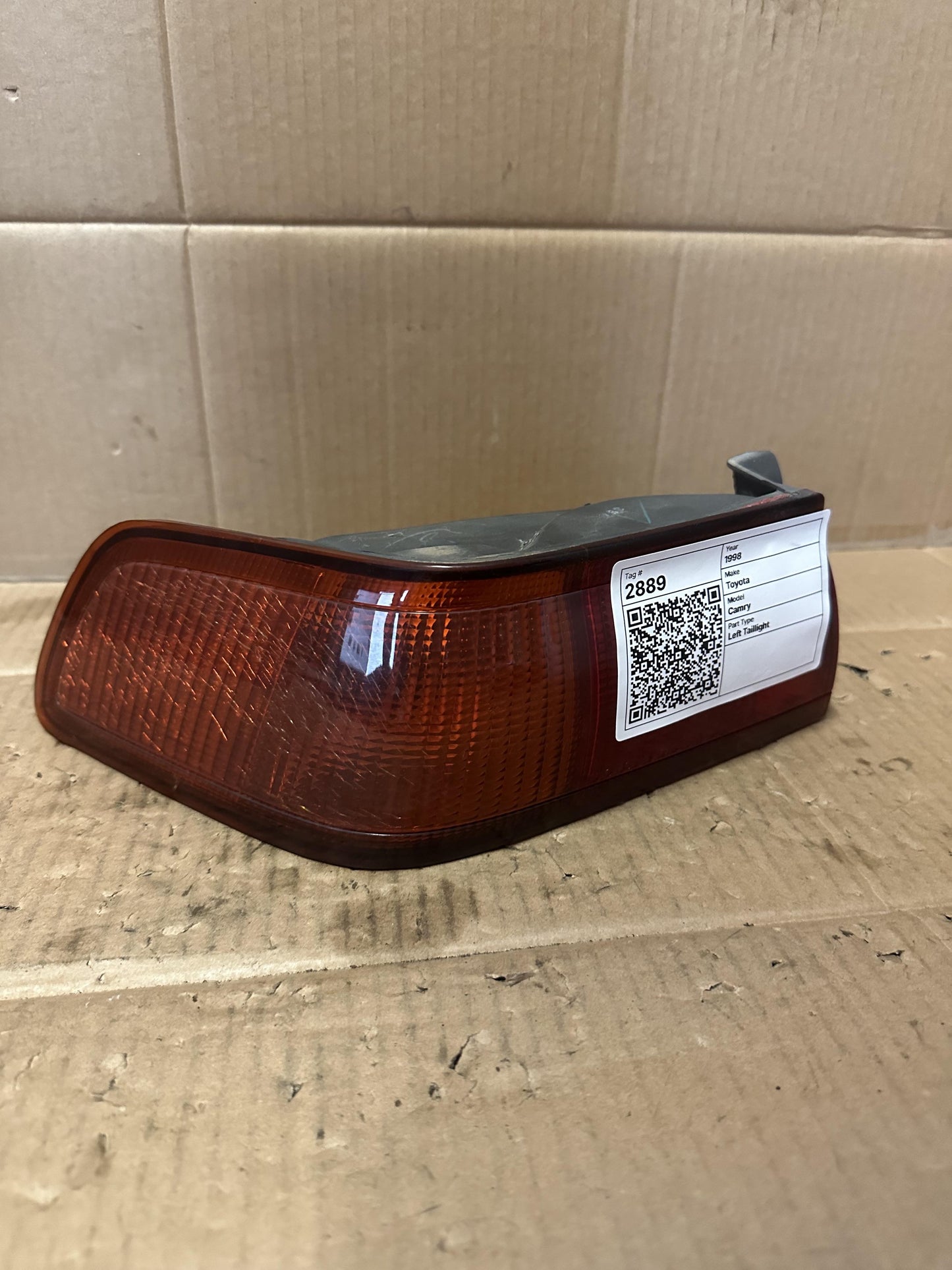 1998 XV20 Left Taillight