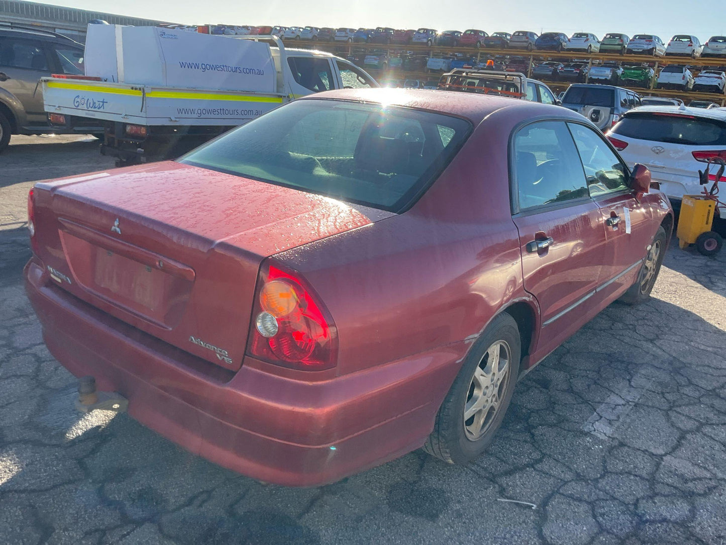Mitsubishi
Magna