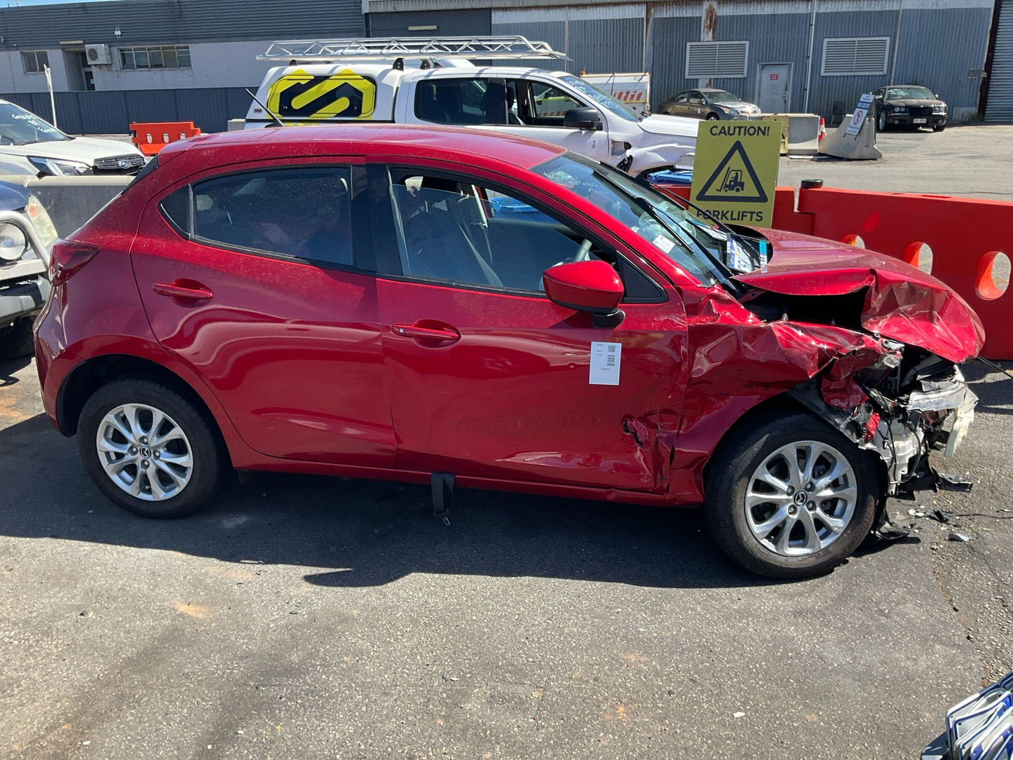 2015 Mazda Mazda2 DJ2HAA DJ2HAAHatchback
Mazda
Mazda2