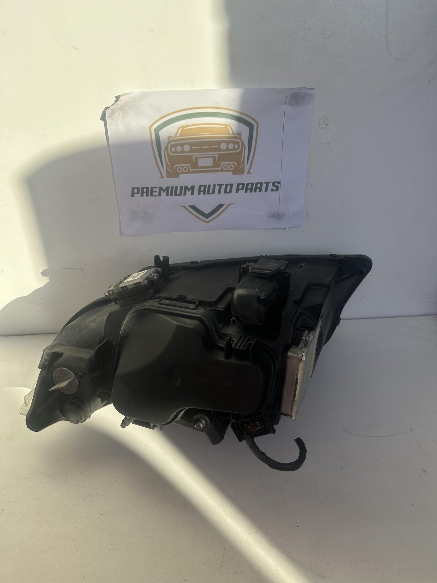 E90 Right Headlight