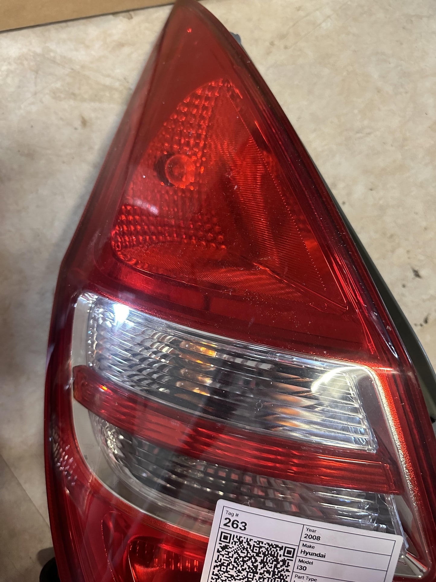2008 i30 Left Taillight