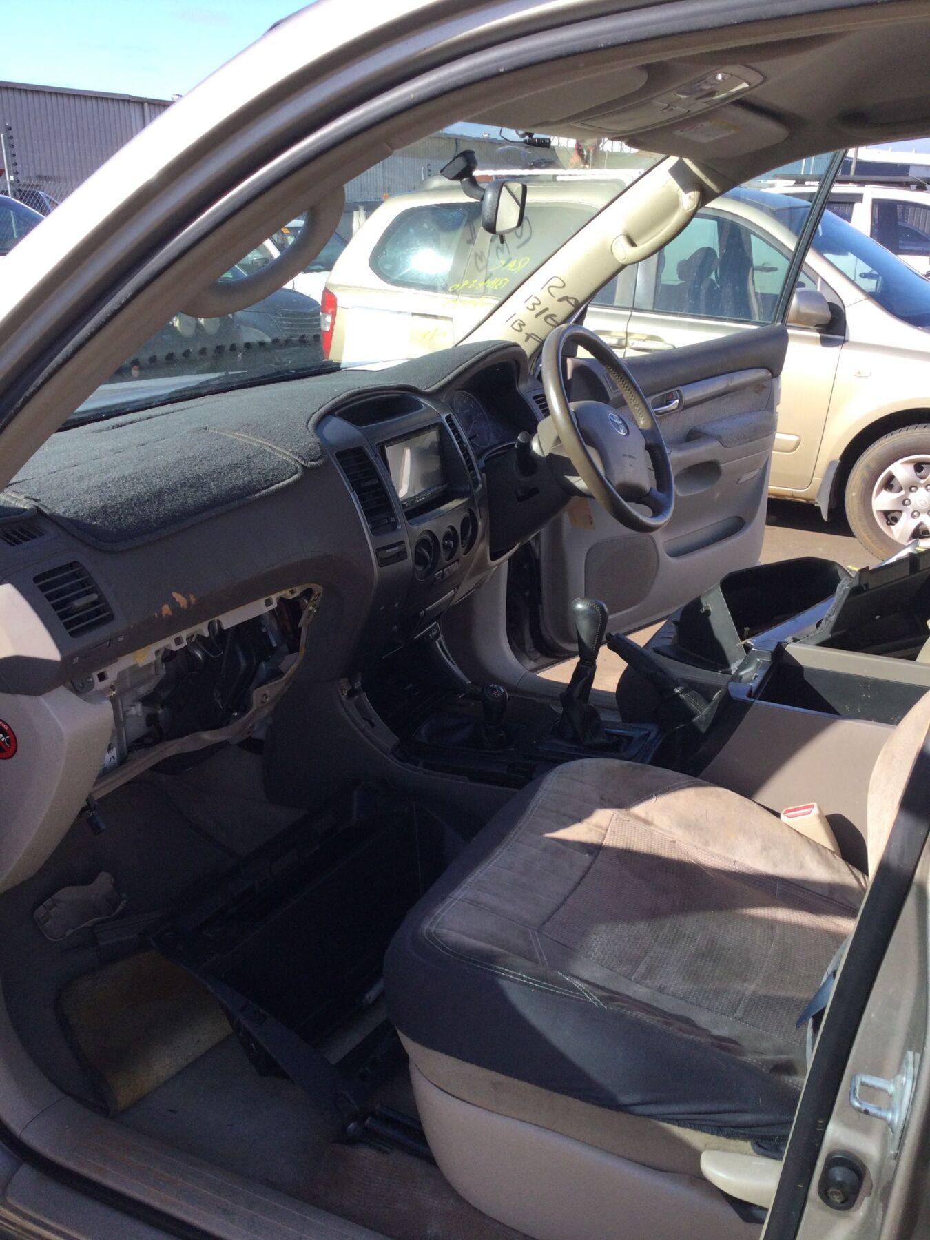 2004 Toyota Land Cruiser Prado Station Wagon
Toyota
Land Cruiser