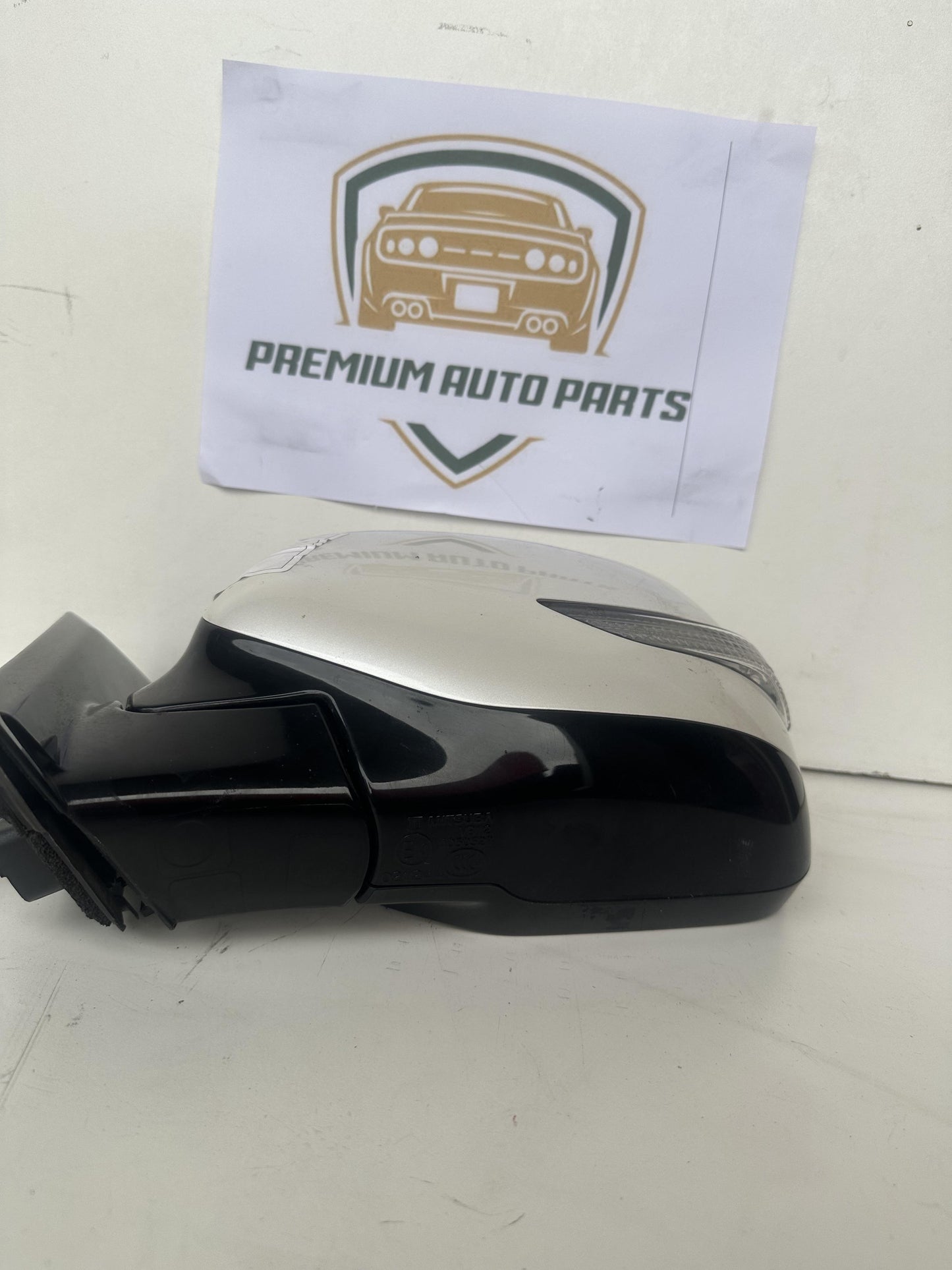 2010 B9 Left Door Mirror