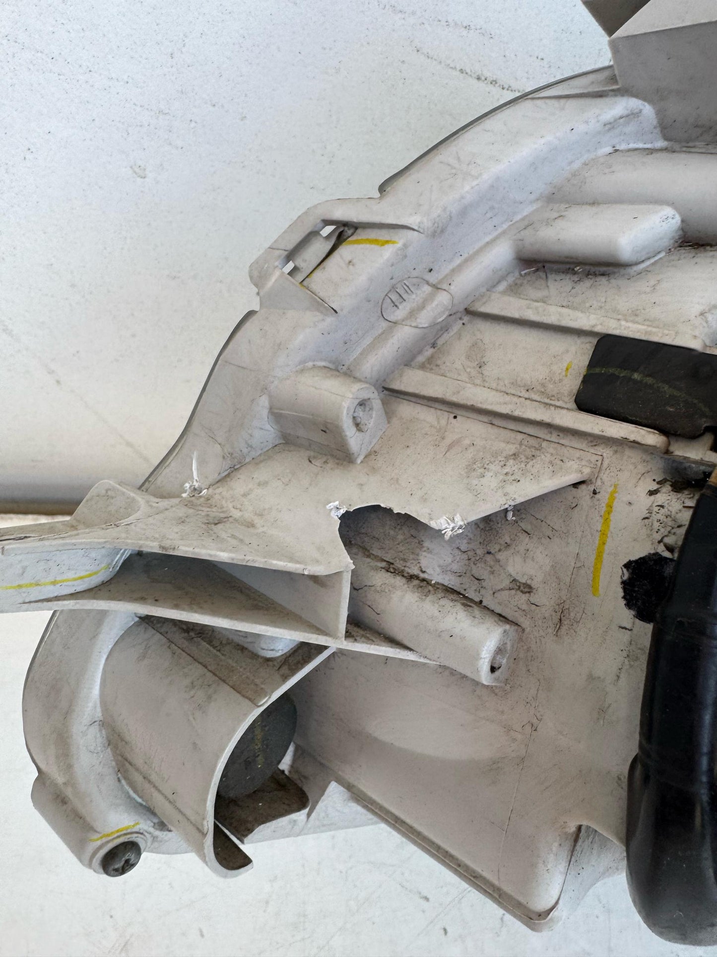 2008 Toyota Aurion Right Headlight