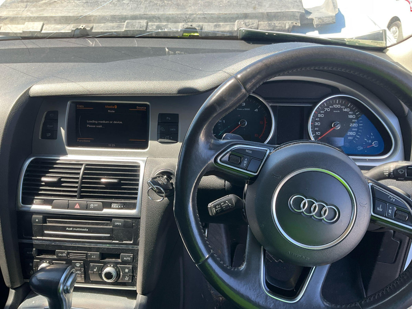 2014 Audi Q7 Station Wagon
Audi
Q7