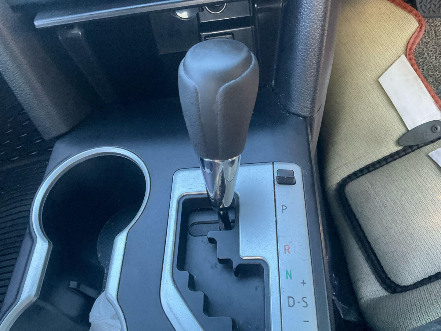 Toyota
Camry