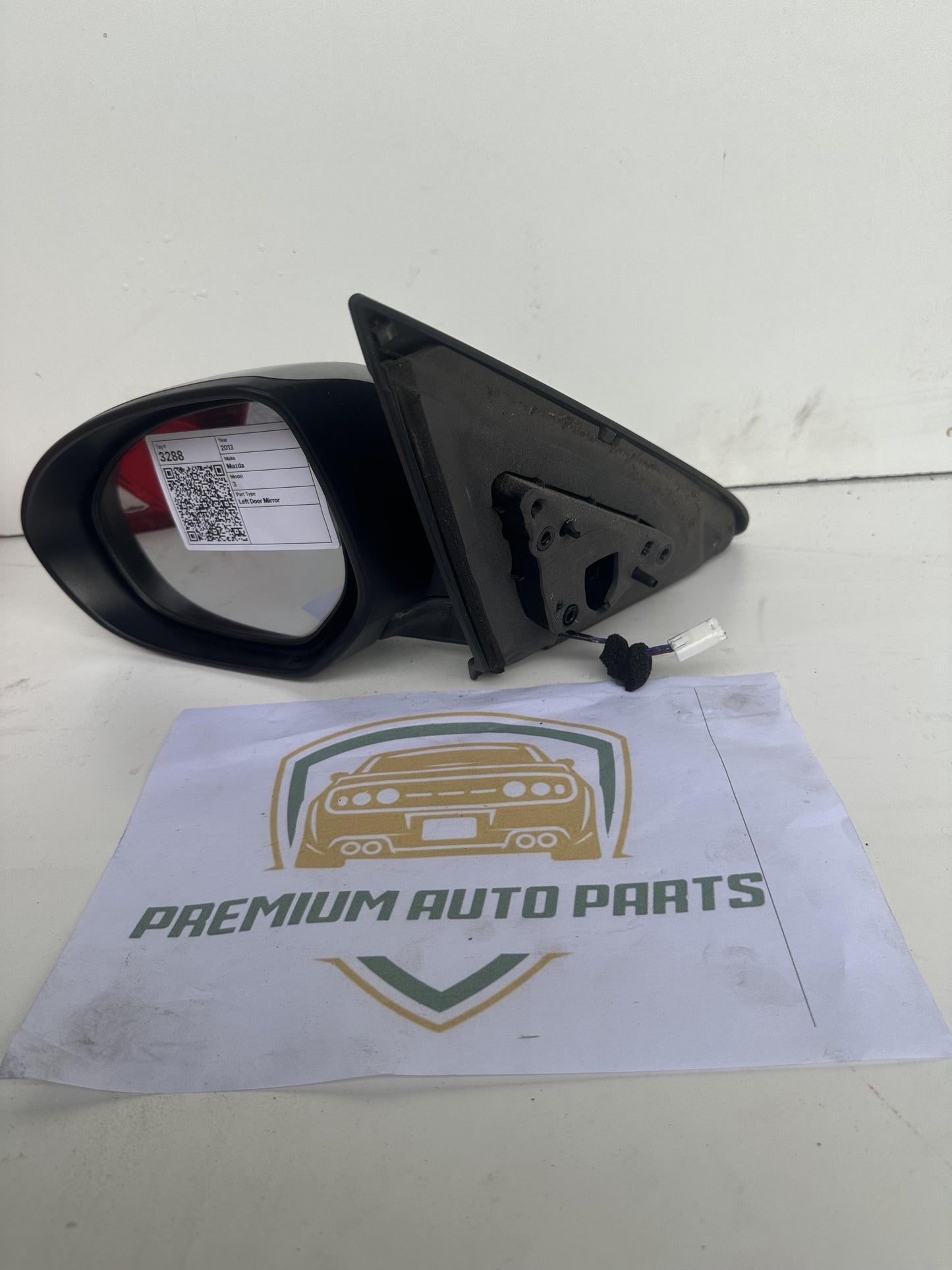 2013 II BL Left Door Mirror