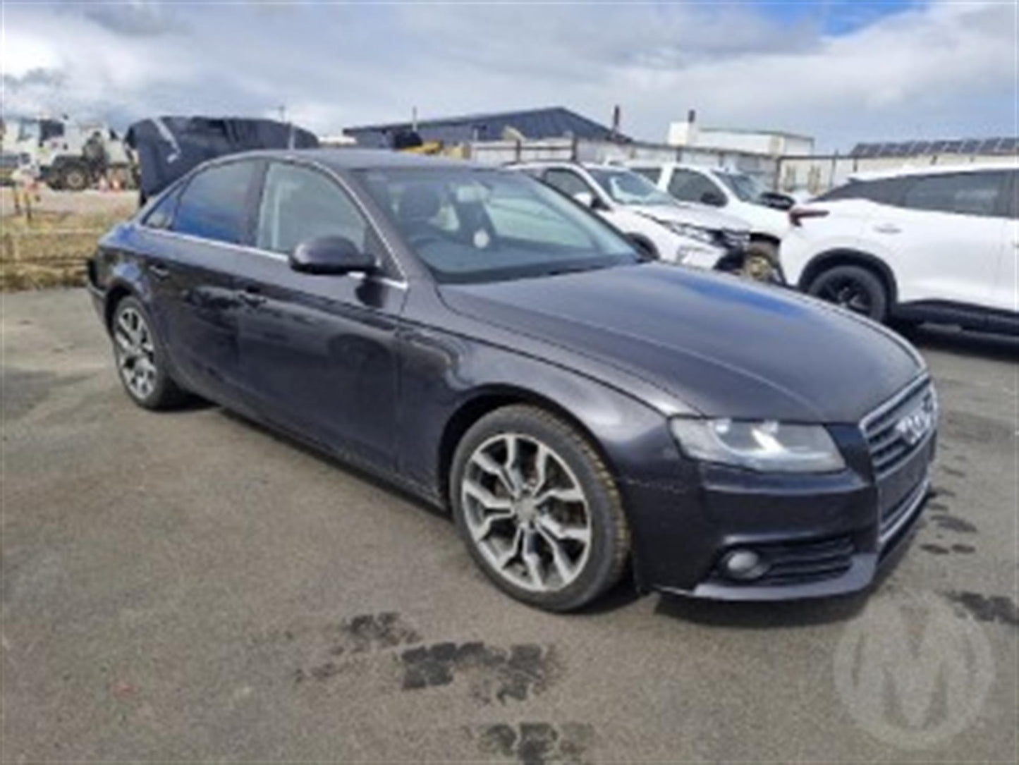 Audi
A4