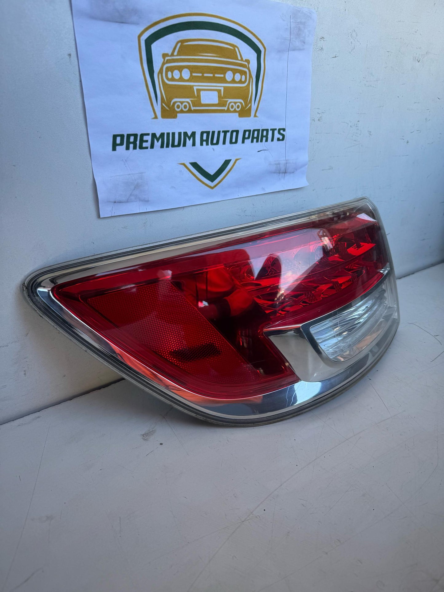 2008 I TB Left Taillight