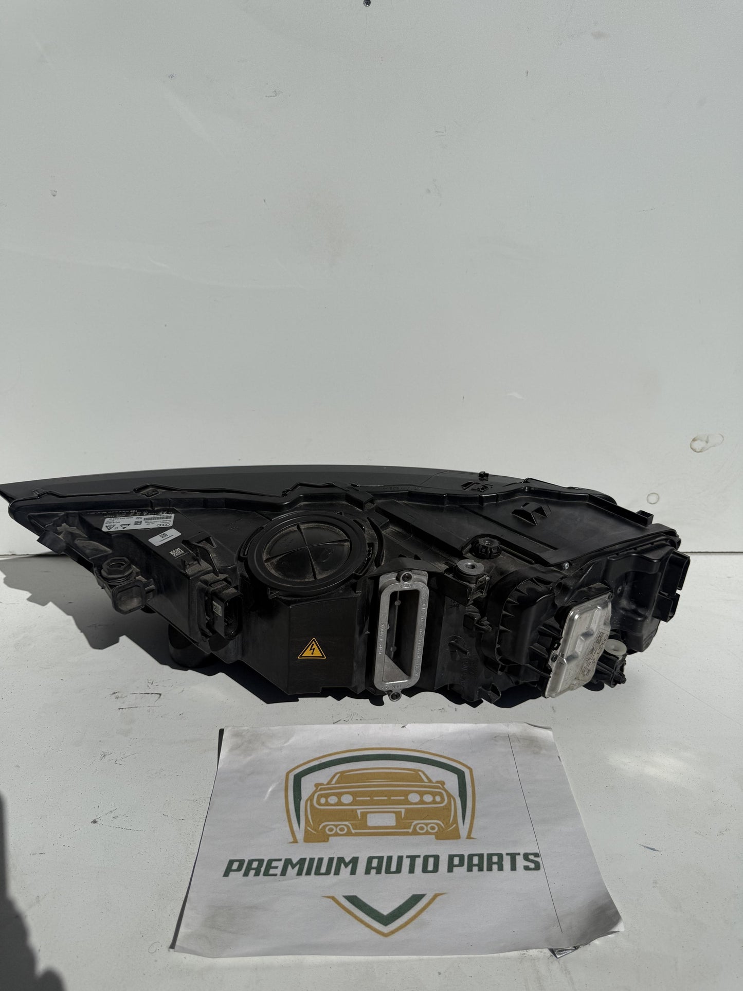 2016 4M Right Headlight