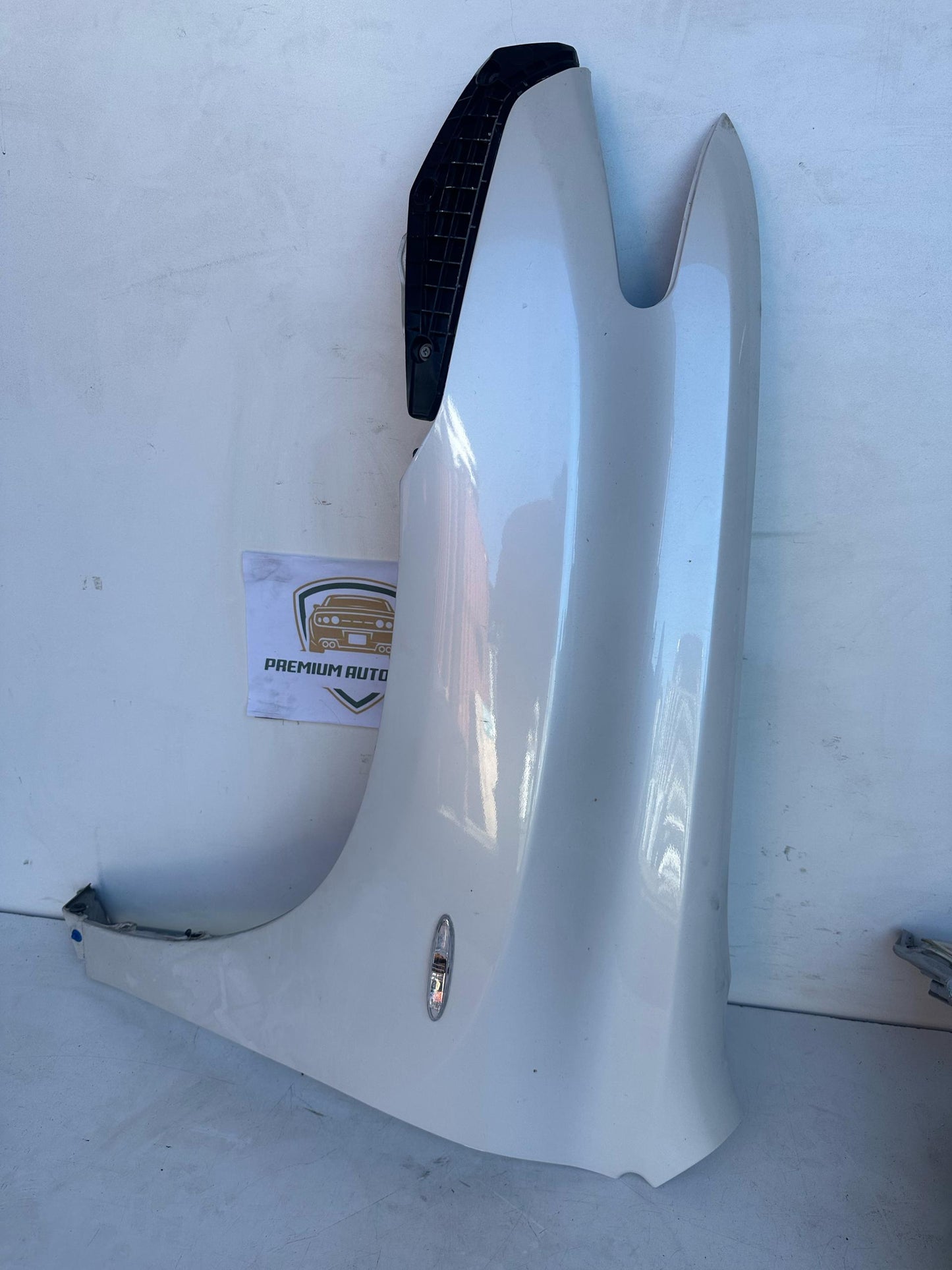 2012 Toyota Kluger Left Front Guard