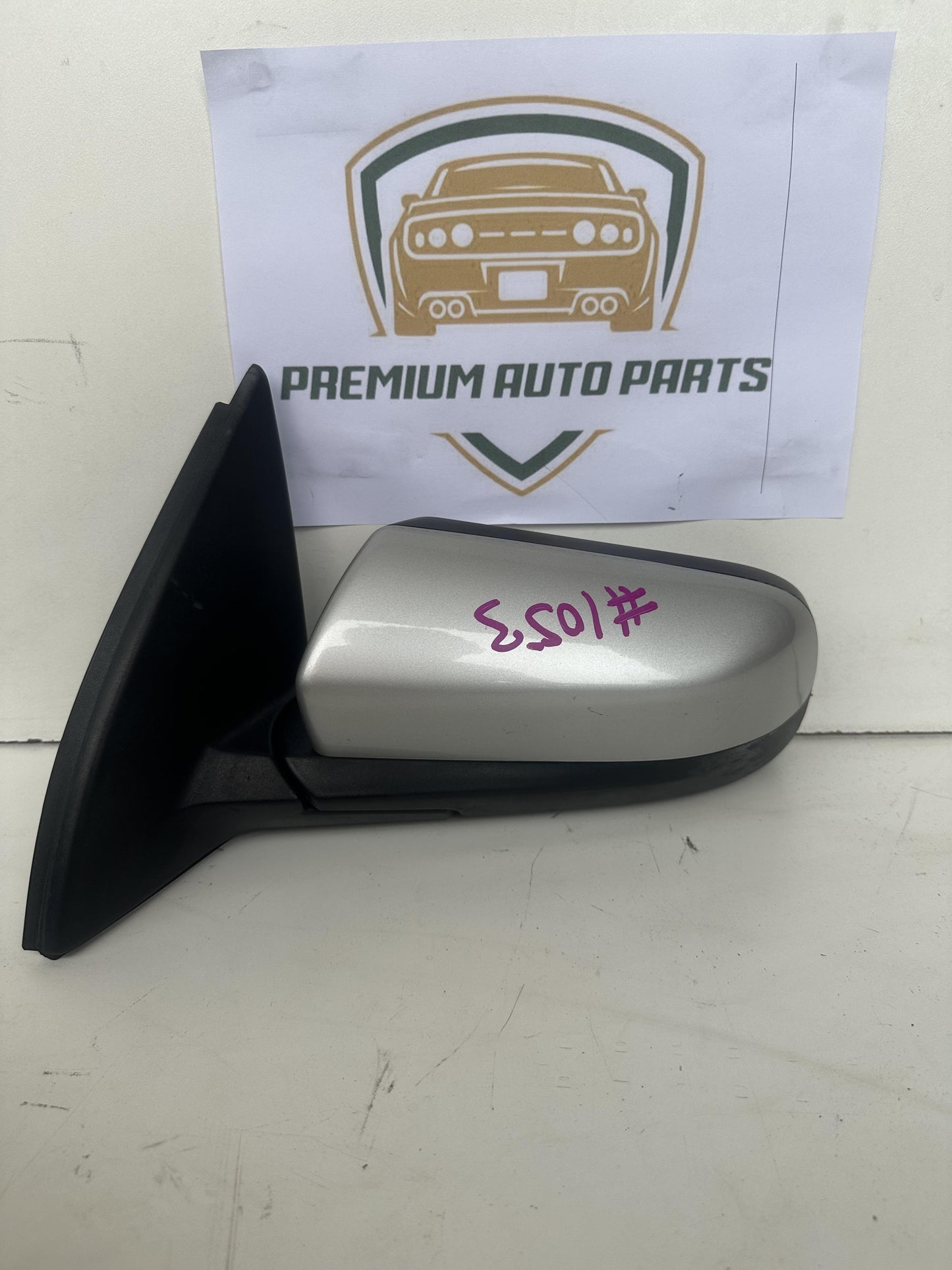 2005 VZ Left Door Mirror