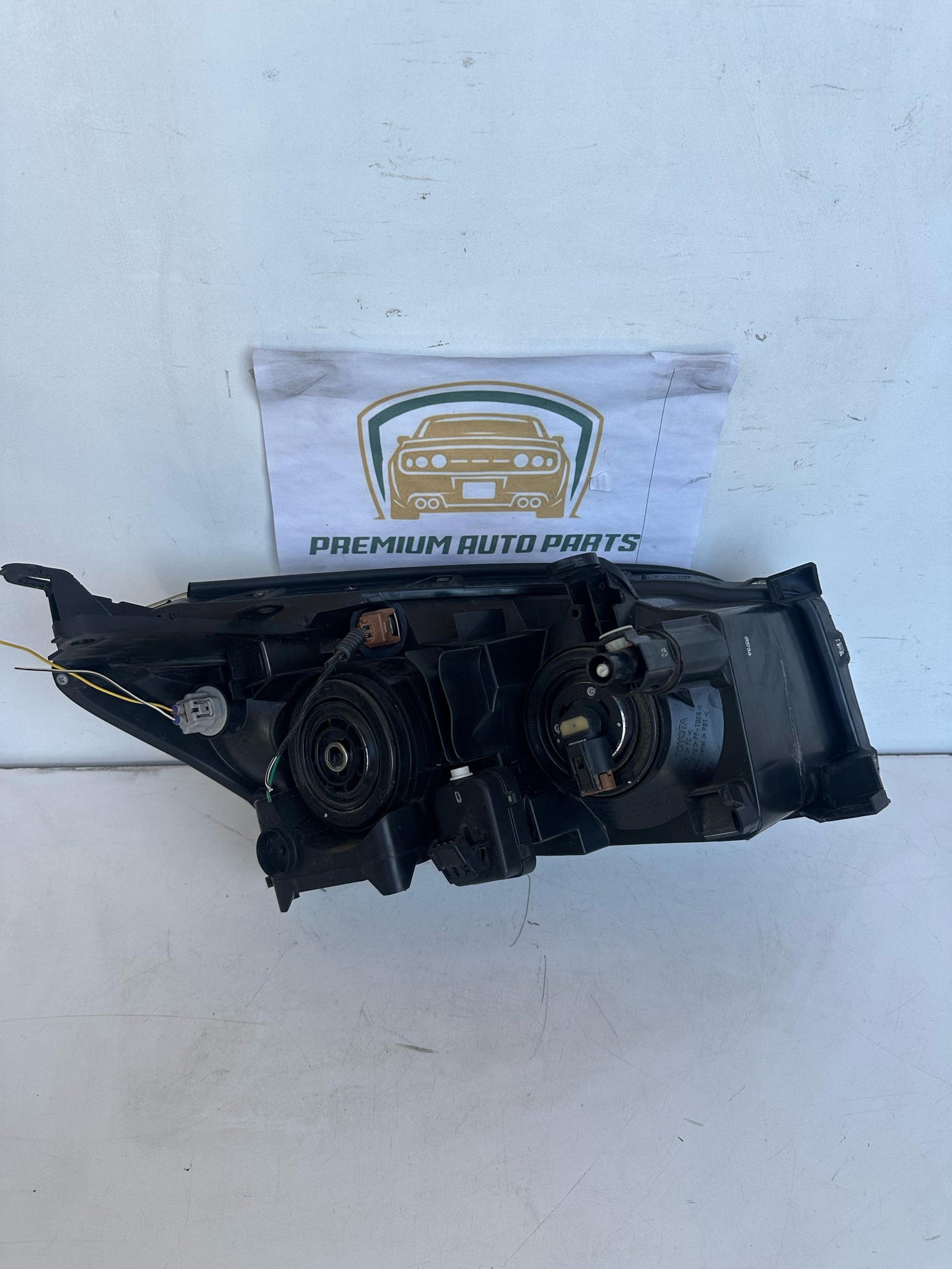 2008 Toyota RAV4 Left Headlight