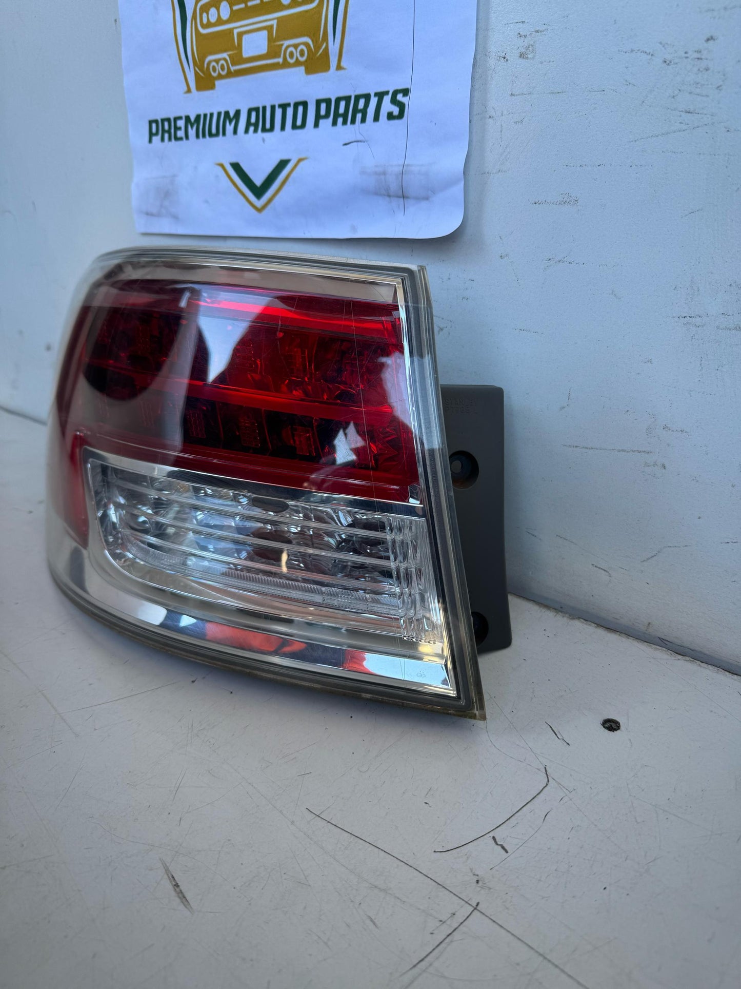 2008 I TB Left Taillight