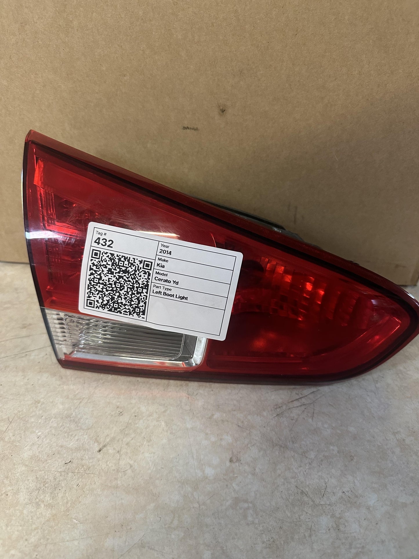 2014 Cerato Yd Left Boot Light