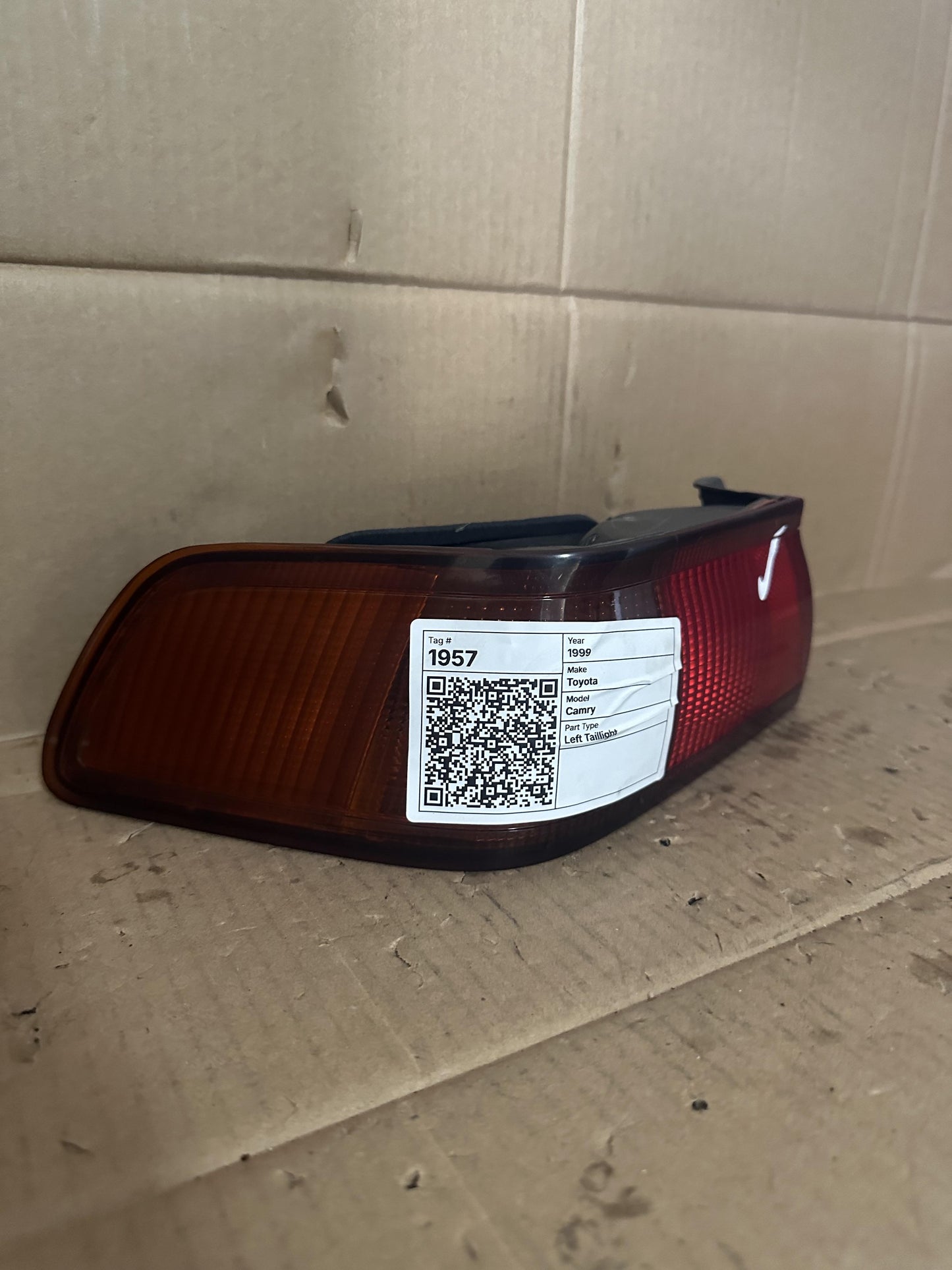 1999 XV20 Left Taillight