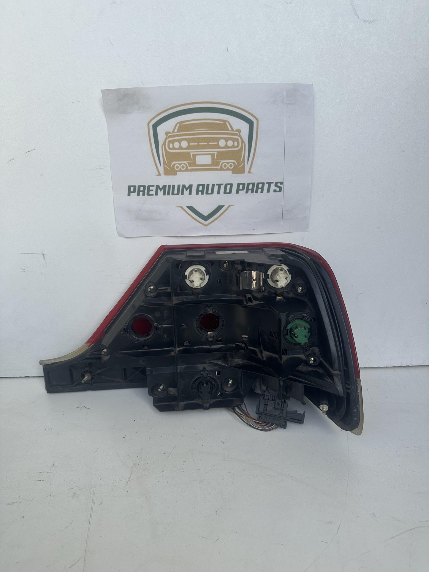 1996 Left Taillight